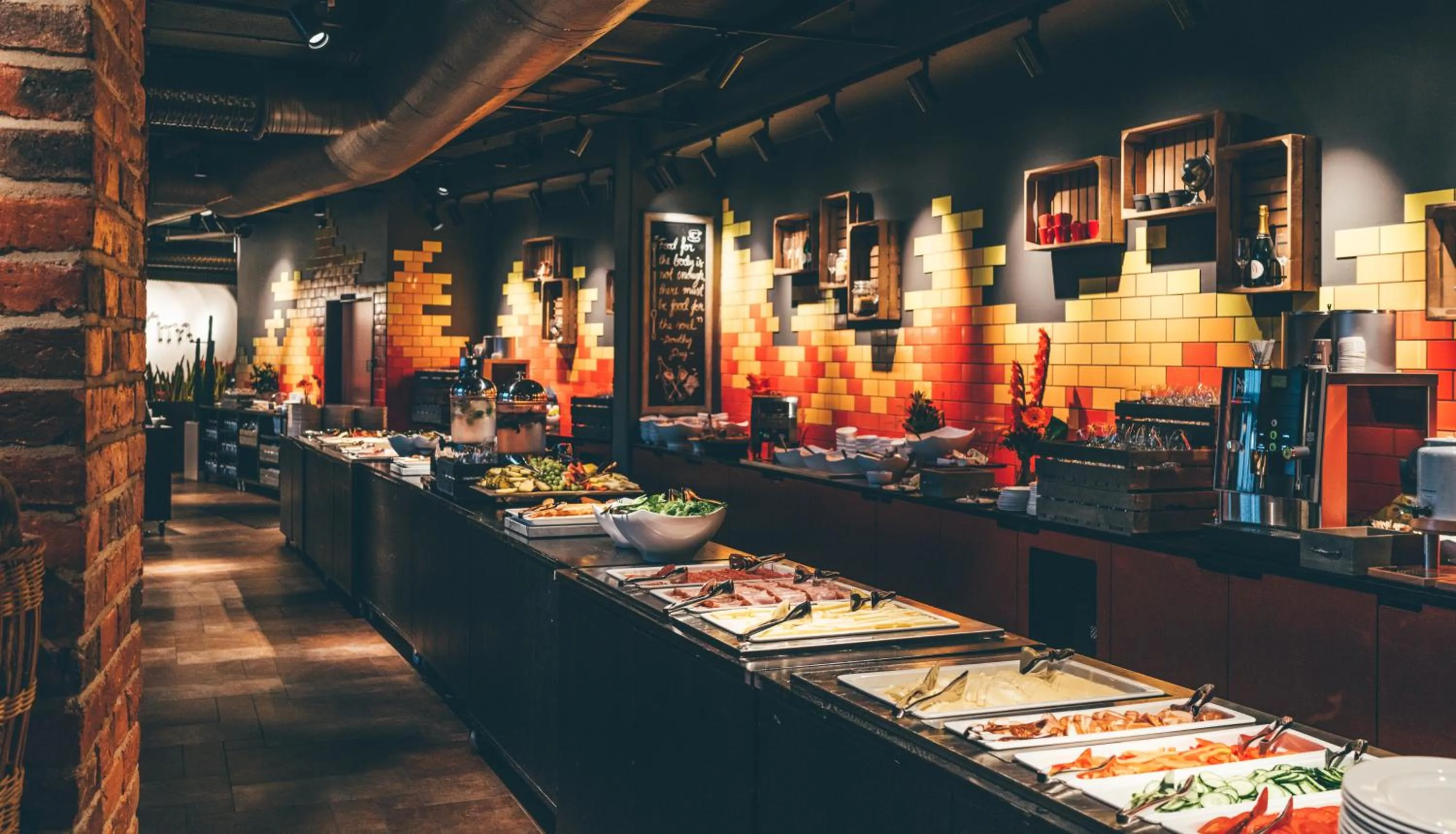 Buffet breakfast in Original Sokos Hotel Villa Tampere