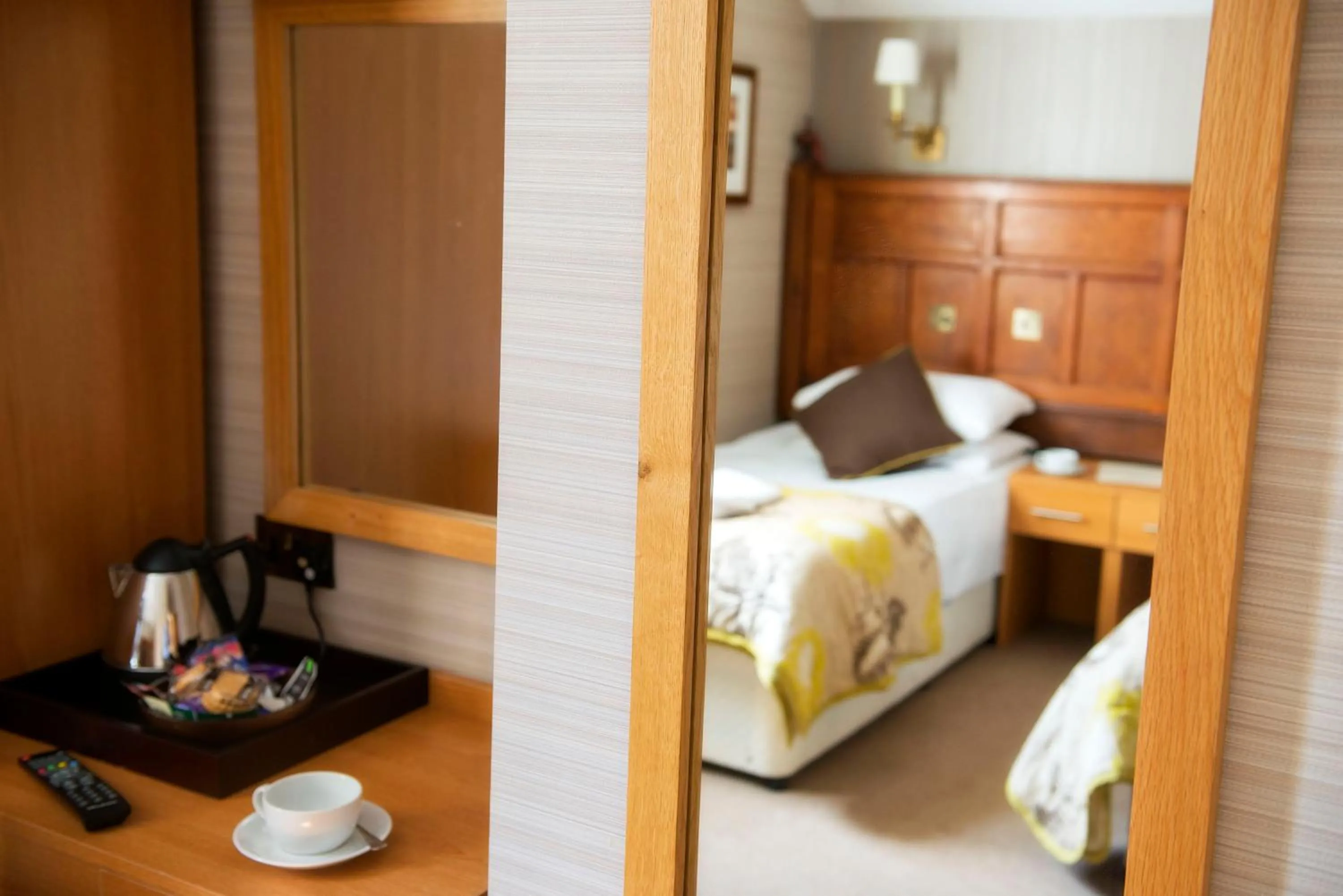 Decorative detail, Bed in Wagon & Horses