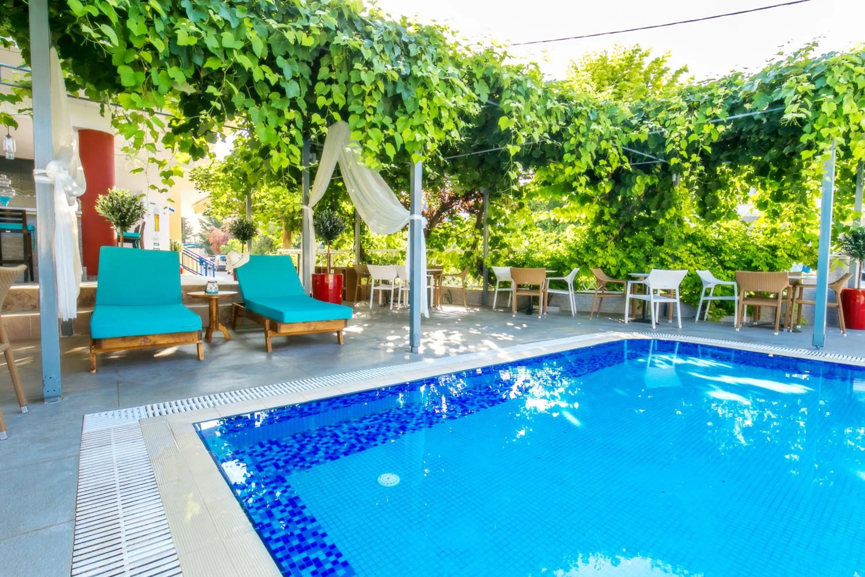 Swimming pool in Thalassies Nouveau