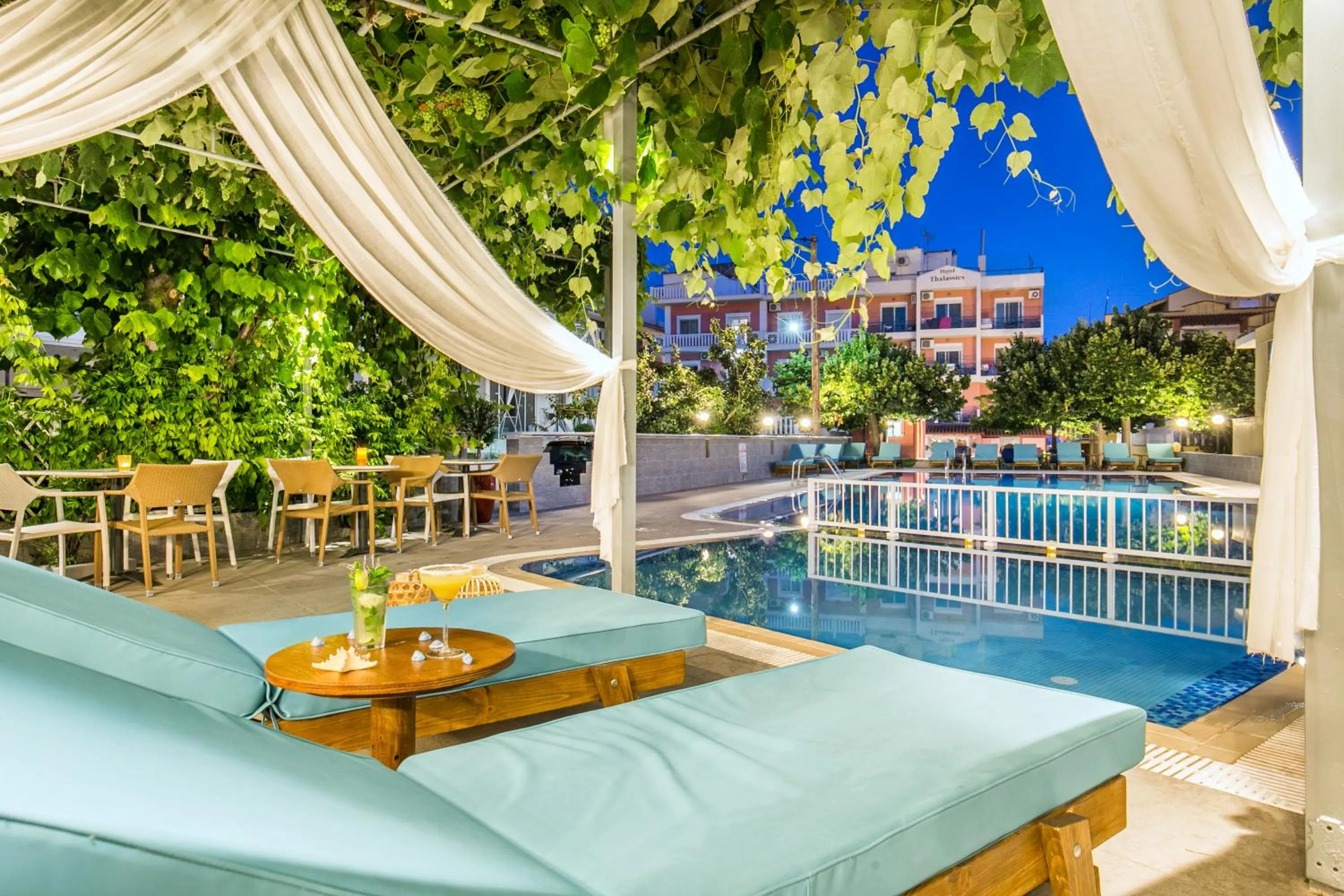 Swimming pool in Thalassies Nouveau