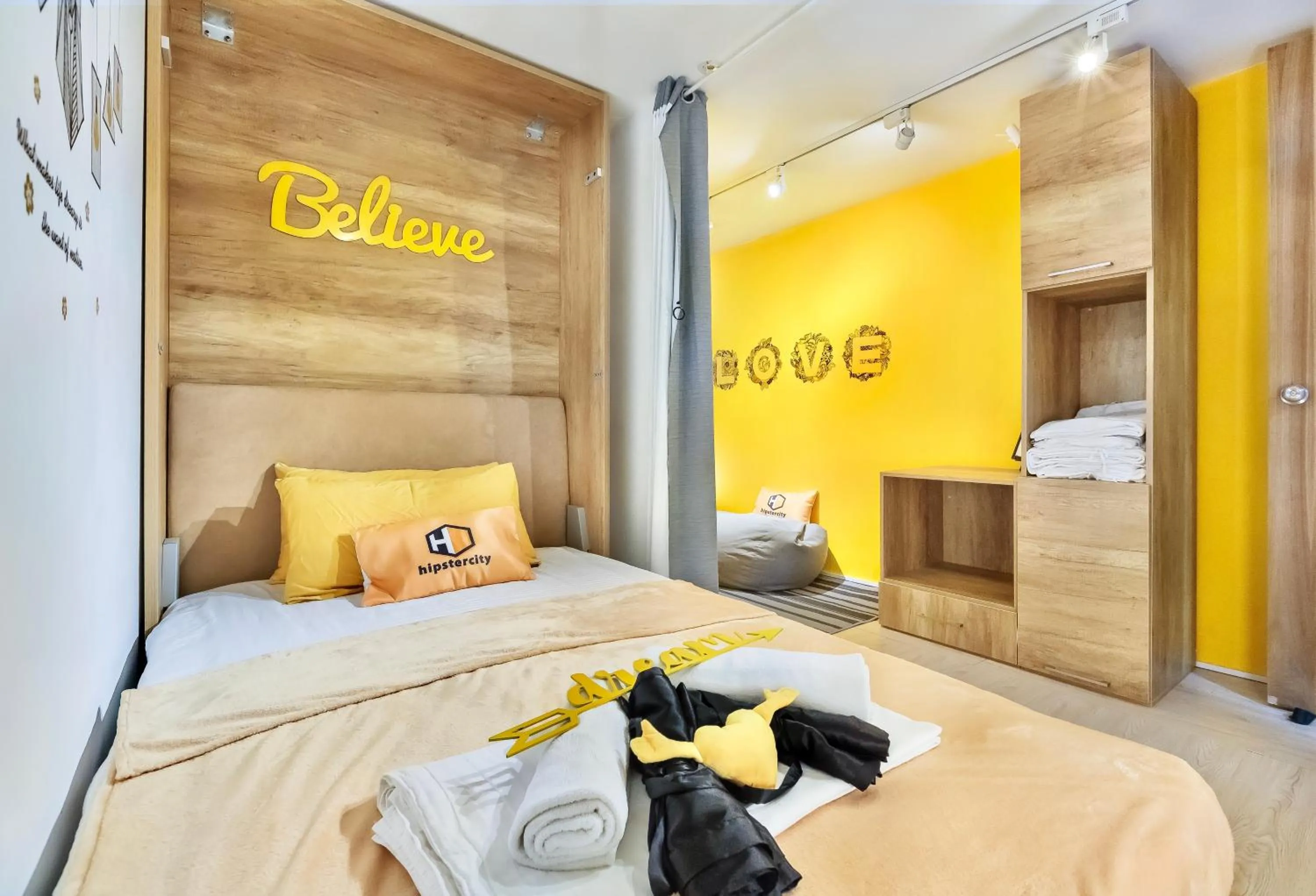 Bed in hipstercity hostel