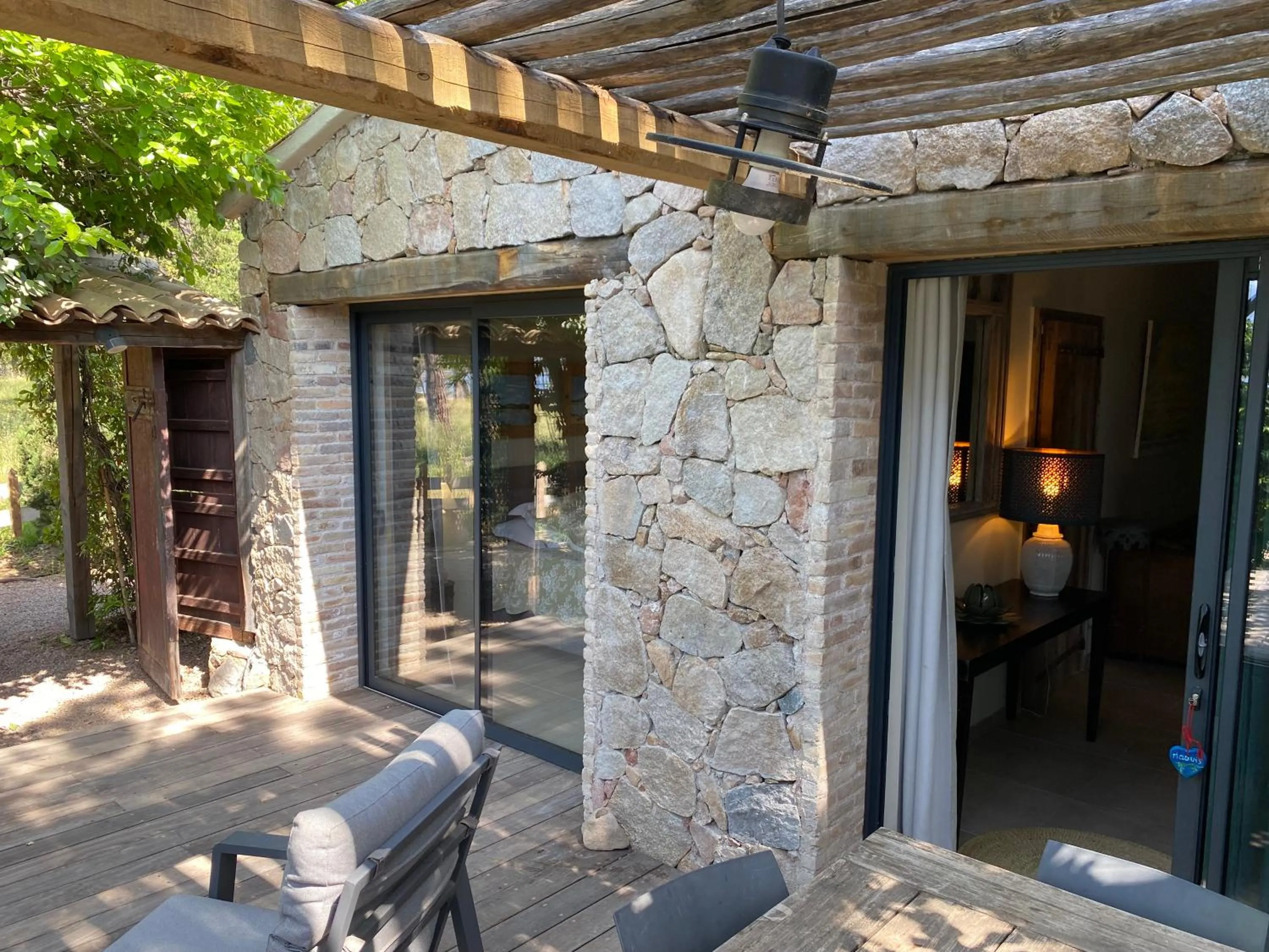 Patio in Maranatha, front de mer avec plage