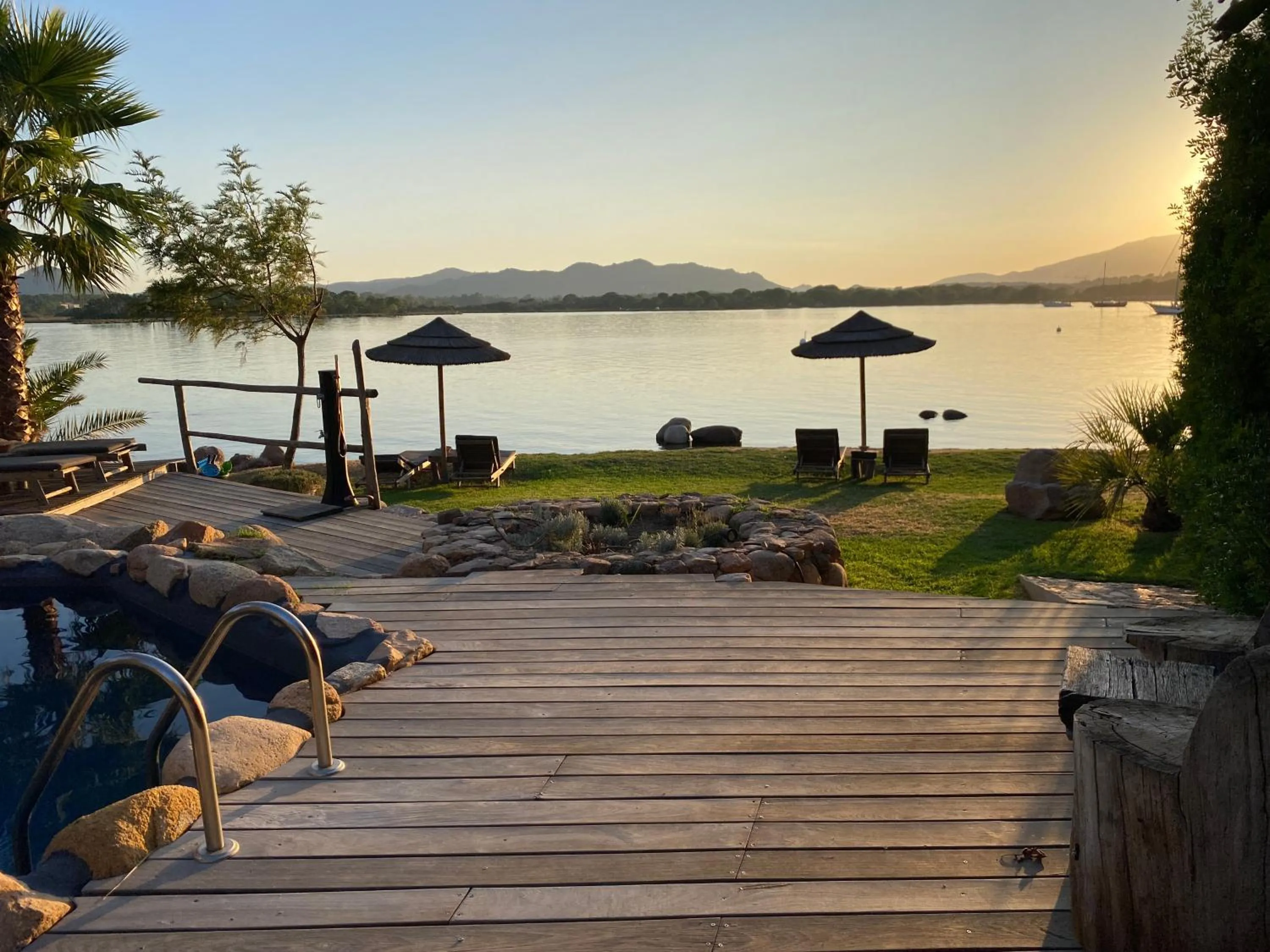 BBQ facilities in Maranatha, front de mer avec plage