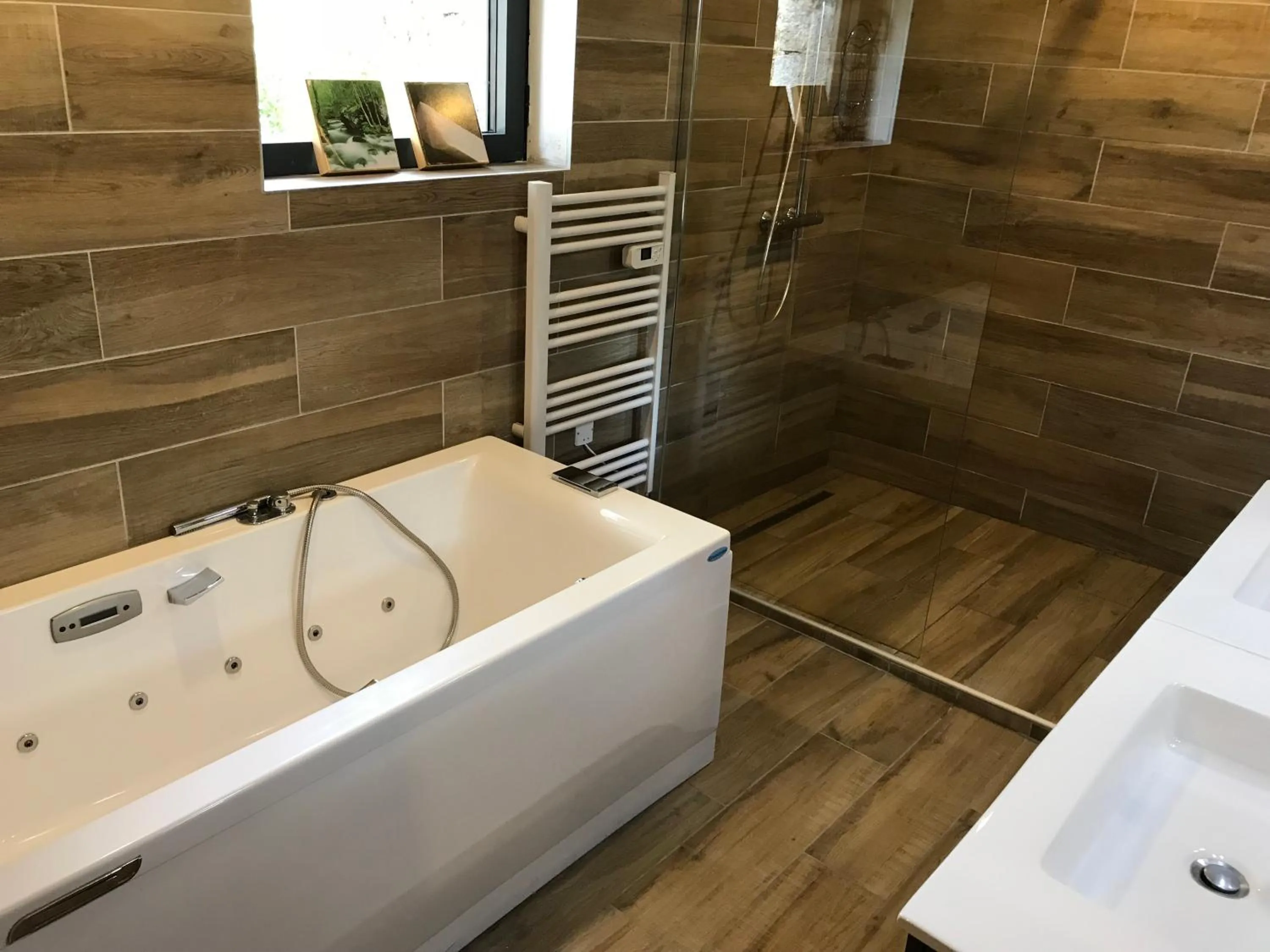 Shower in Maranatha, front de mer avec plage