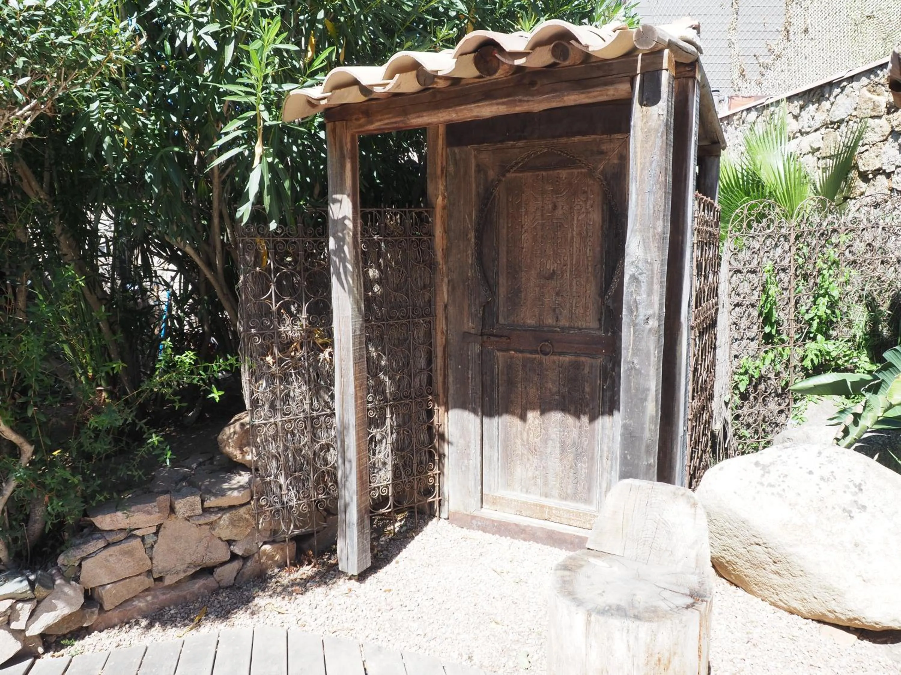 Garden in Maranatha, front de mer avec plage