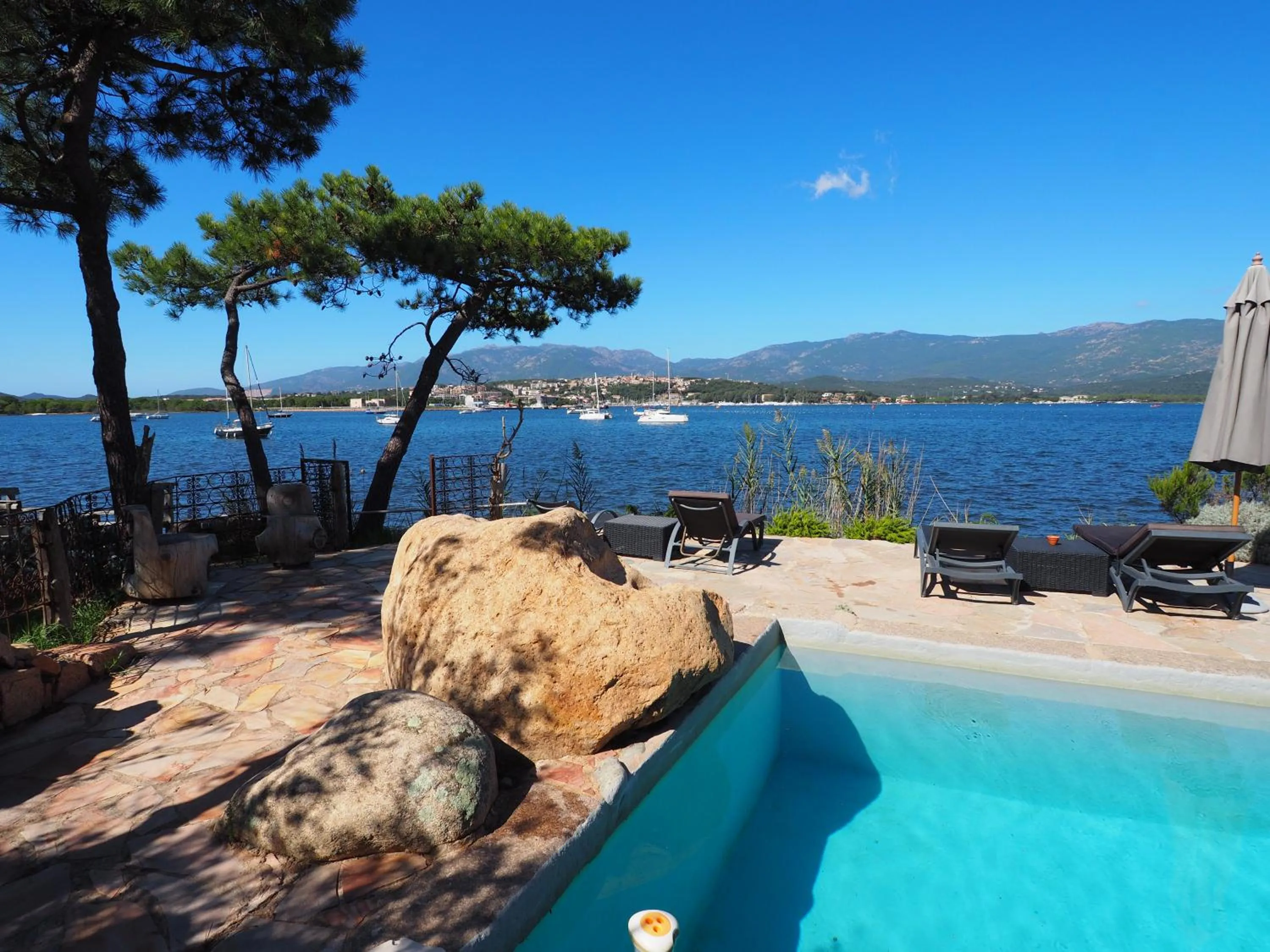 Sea view in Maranatha, front de mer avec plage