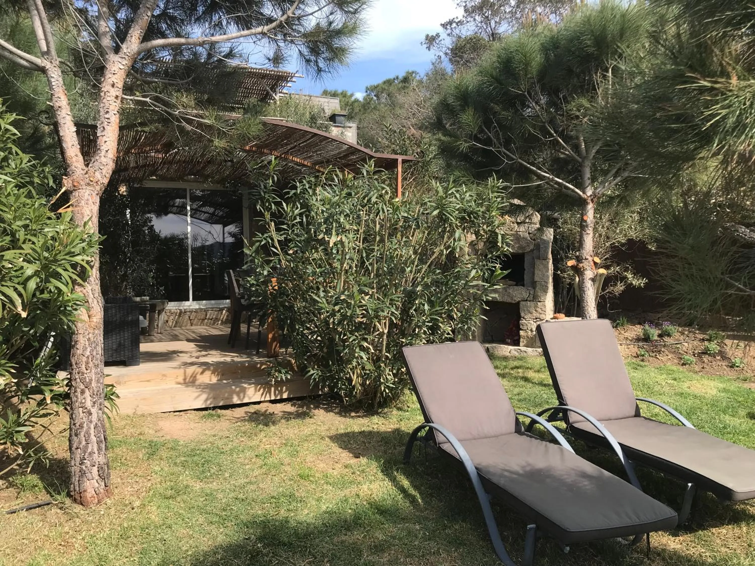Patio in Maranatha, front de mer avec plage