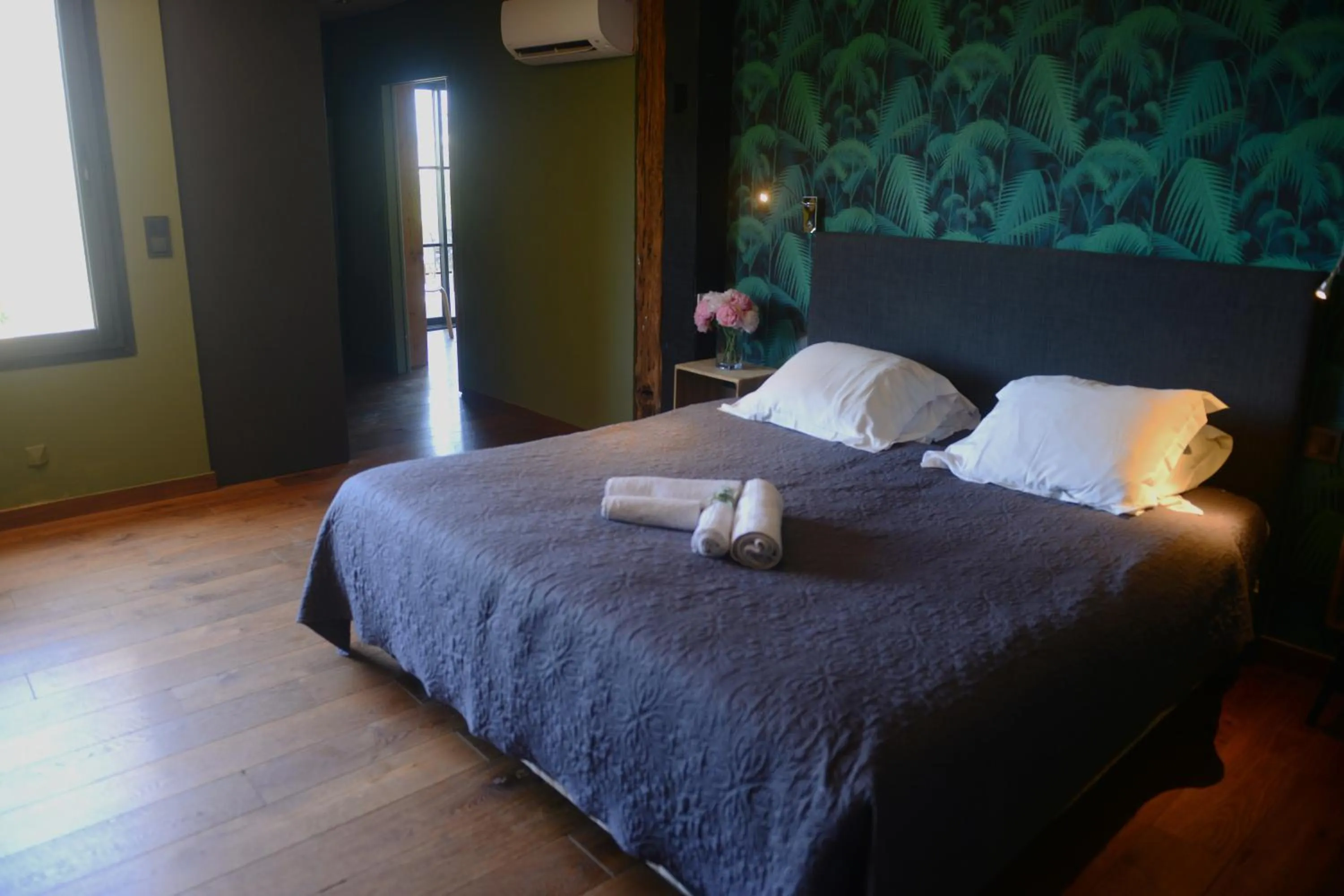 Bedroom, Bed in Maranatha, front de mer avec plage