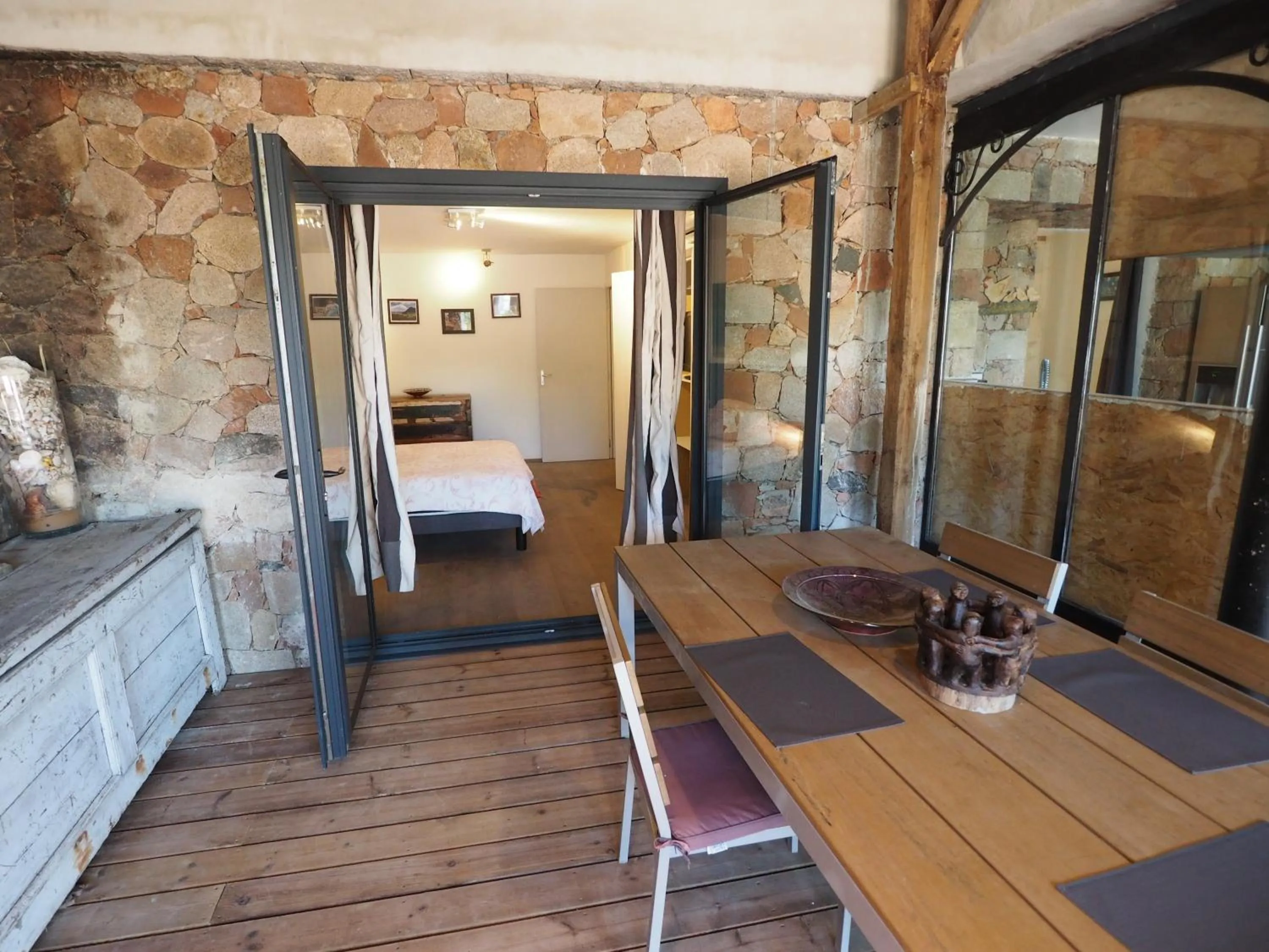 Patio in Maranatha, front de mer avec plage