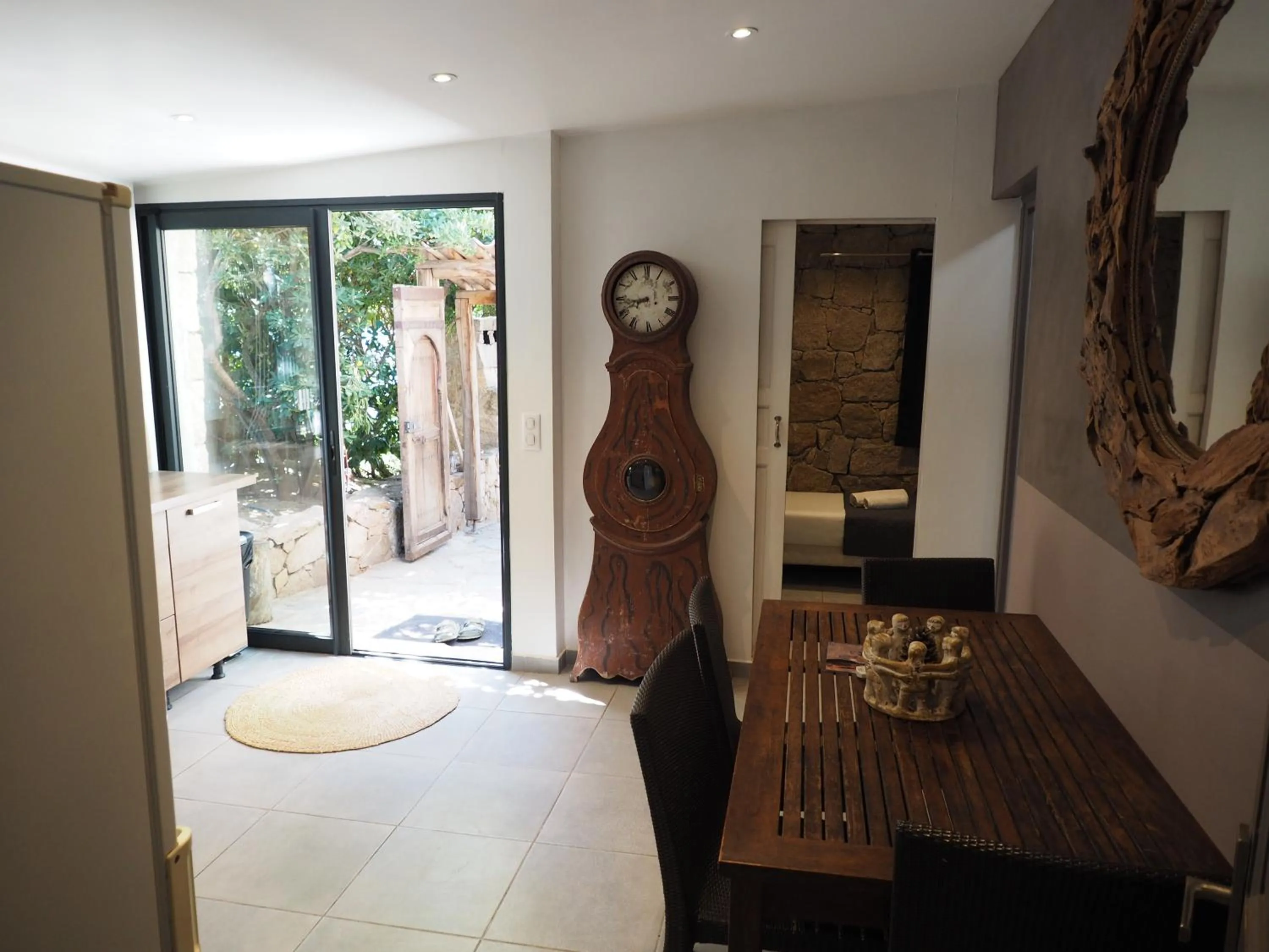 kitchen in Maranatha, front de mer avec plage