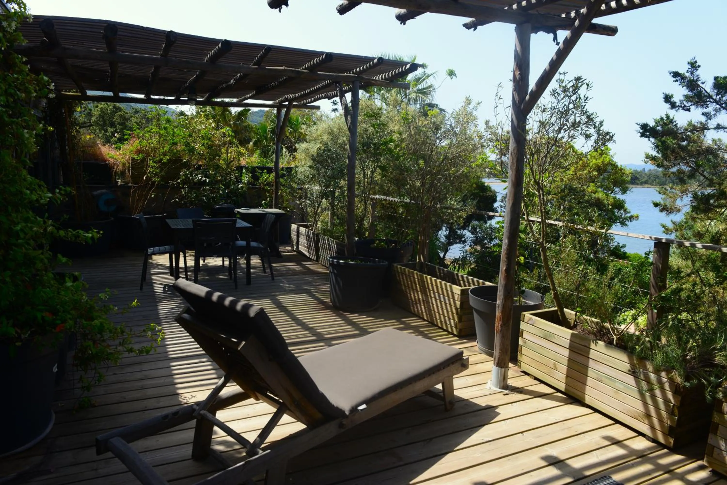 Patio in Maranatha, front de mer avec plage