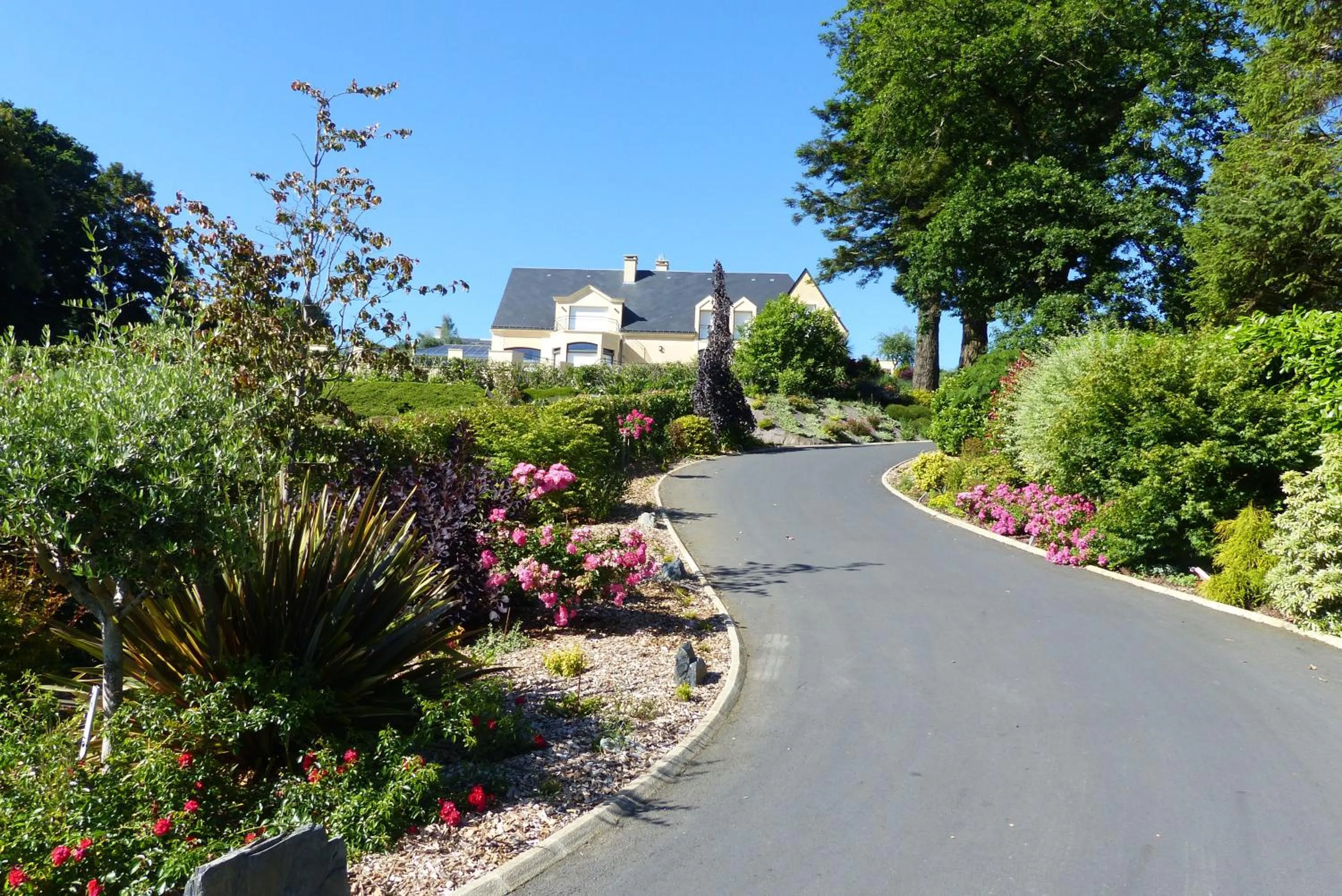 Property building in Le Domaine Des Chevaliers De Malte