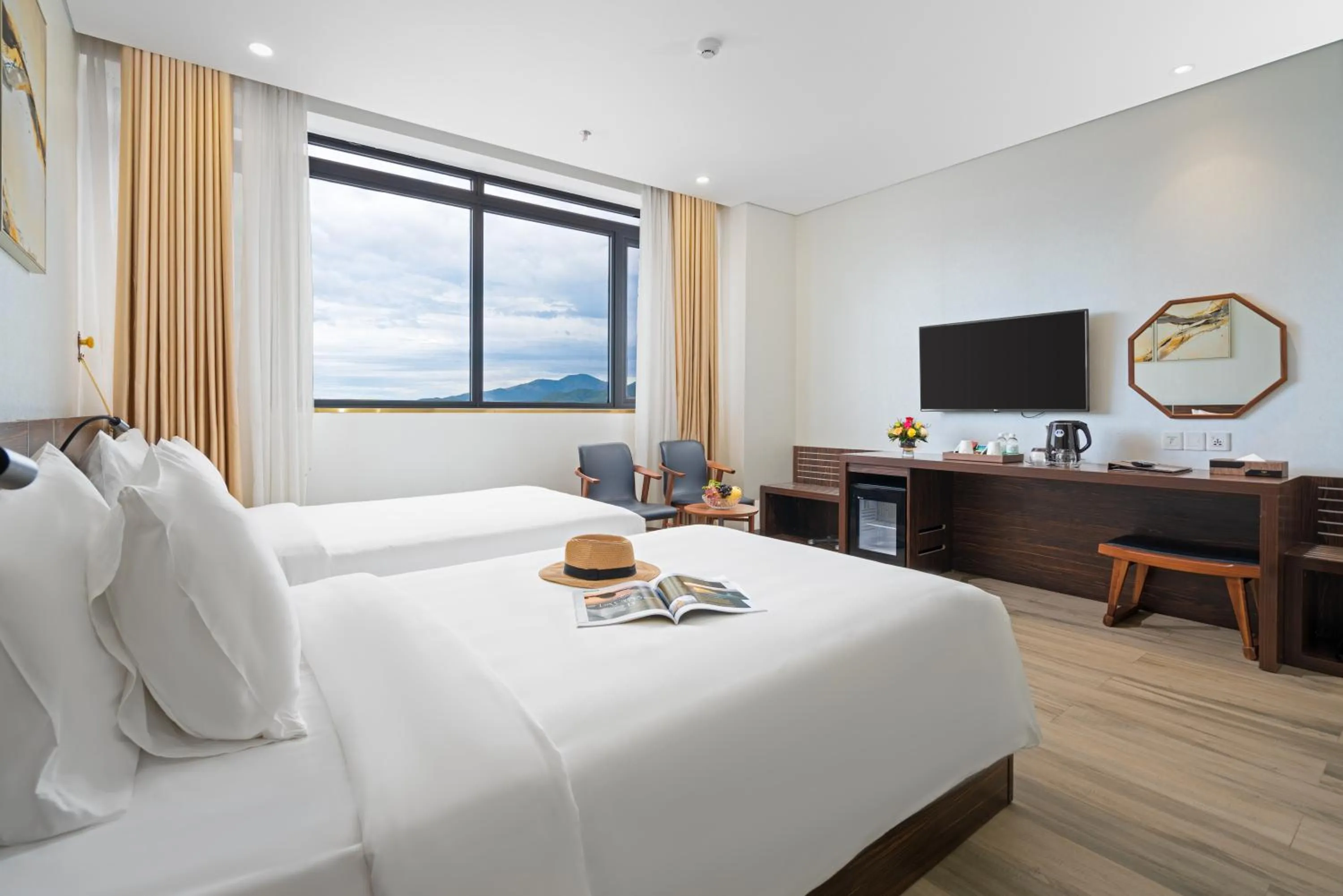 Bed in Emerald Bay Hotel & Spa Nha Trang