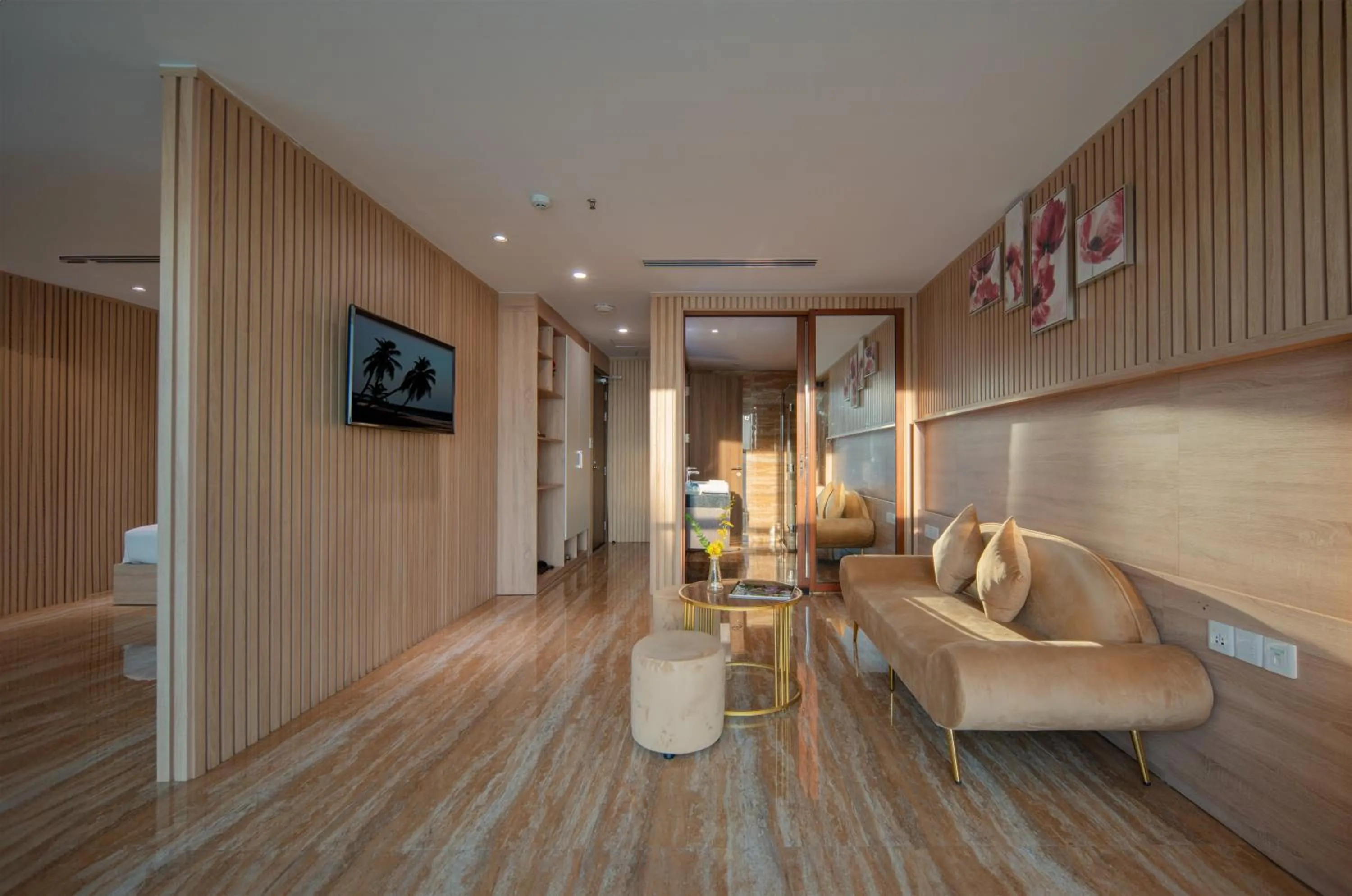 room service in Emerald Bay Hotel & Spa Nha Trang