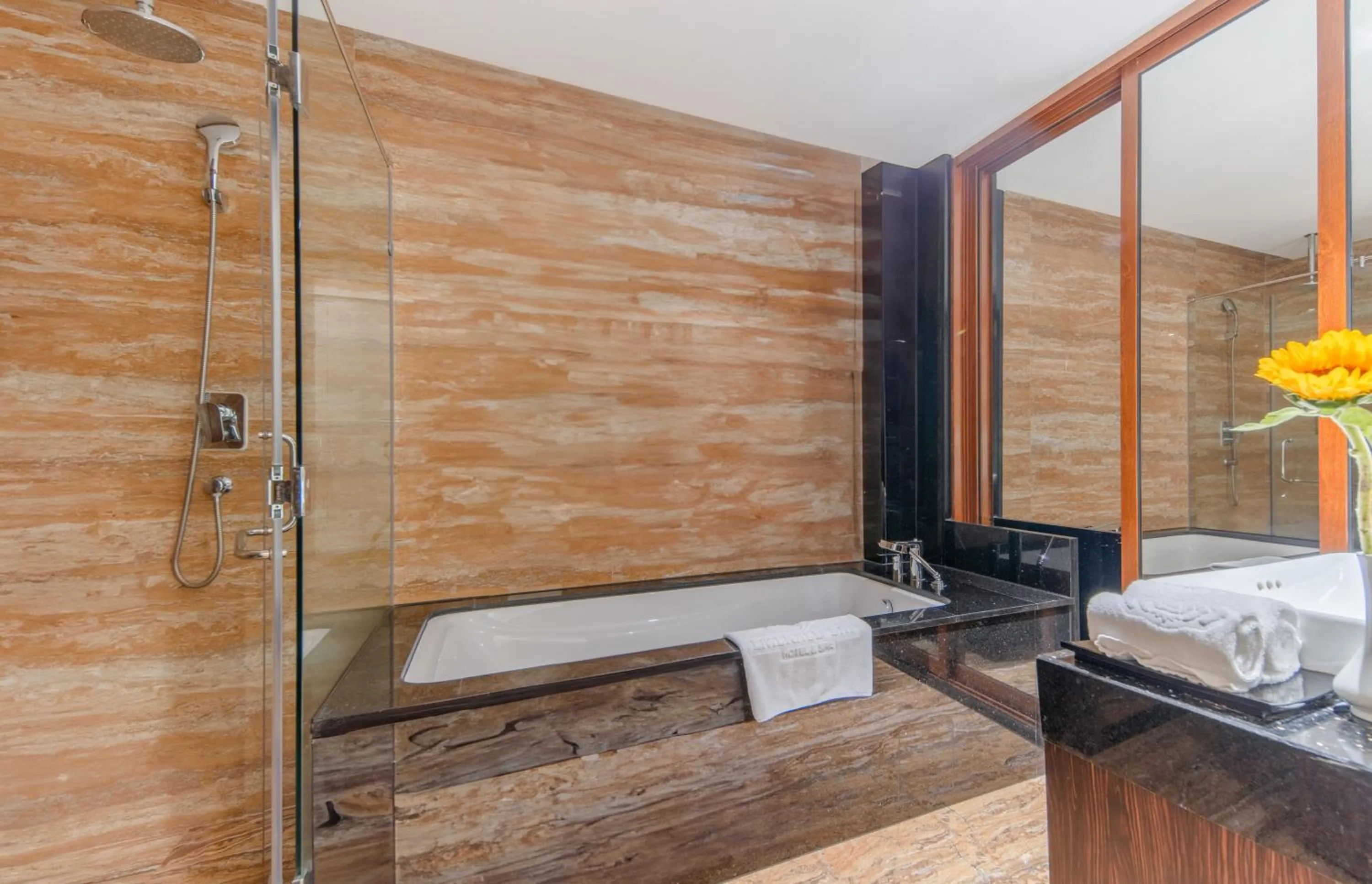 Bath in Emerald Bay Hotel & Spa Nha Trang