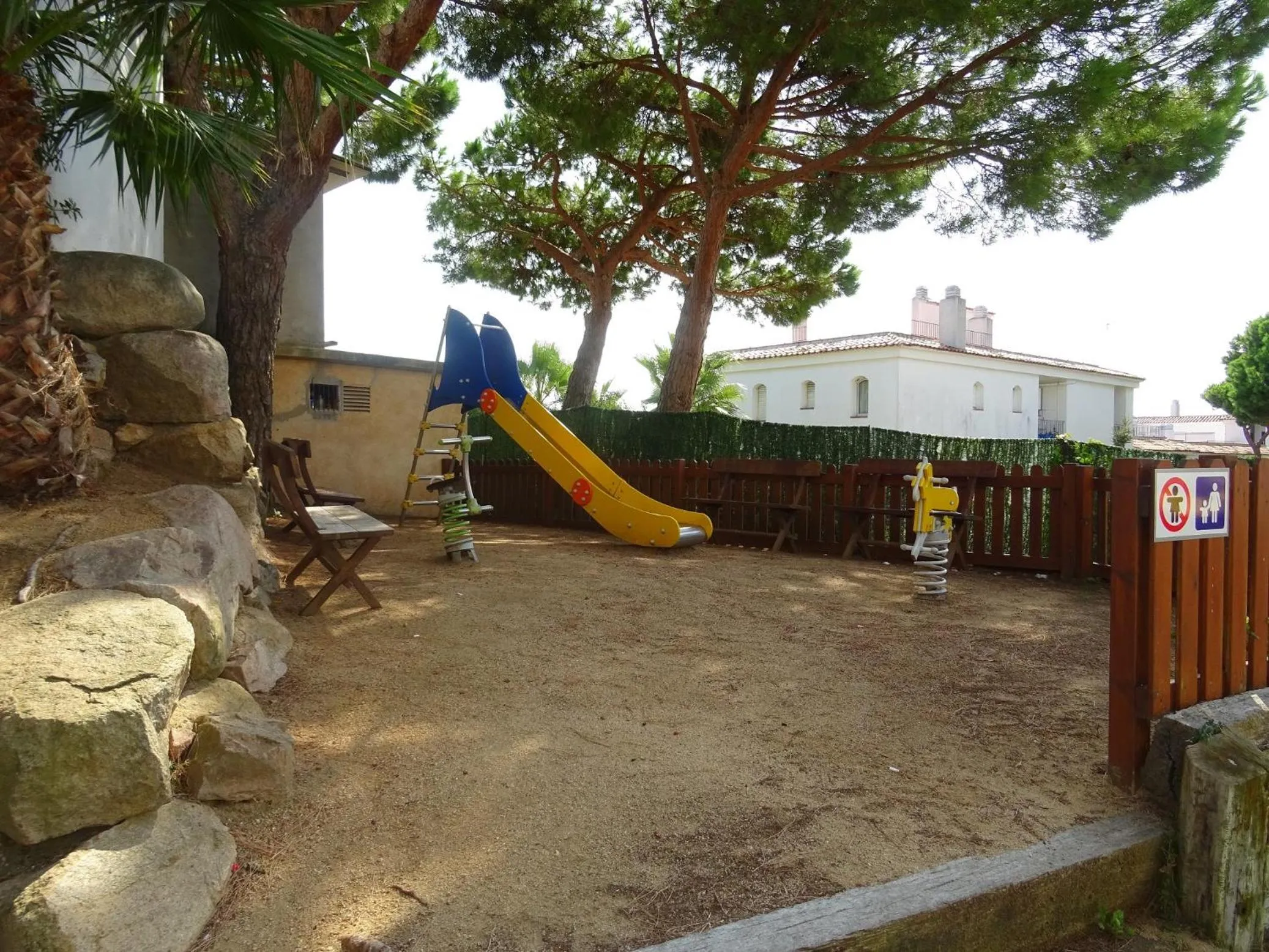 Patio in AR Bolero park