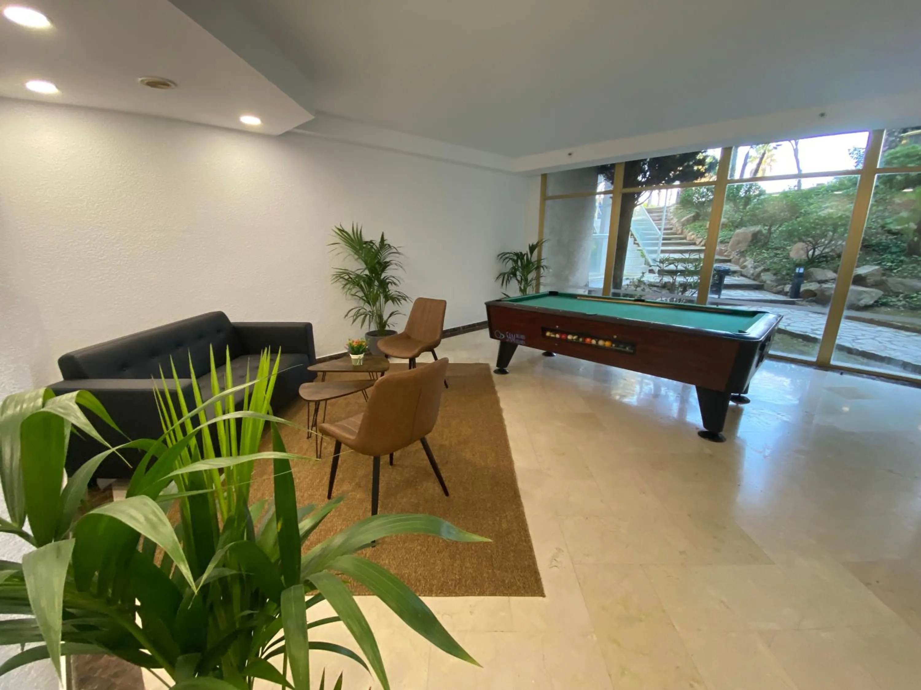 Billiard in AR Bolero park