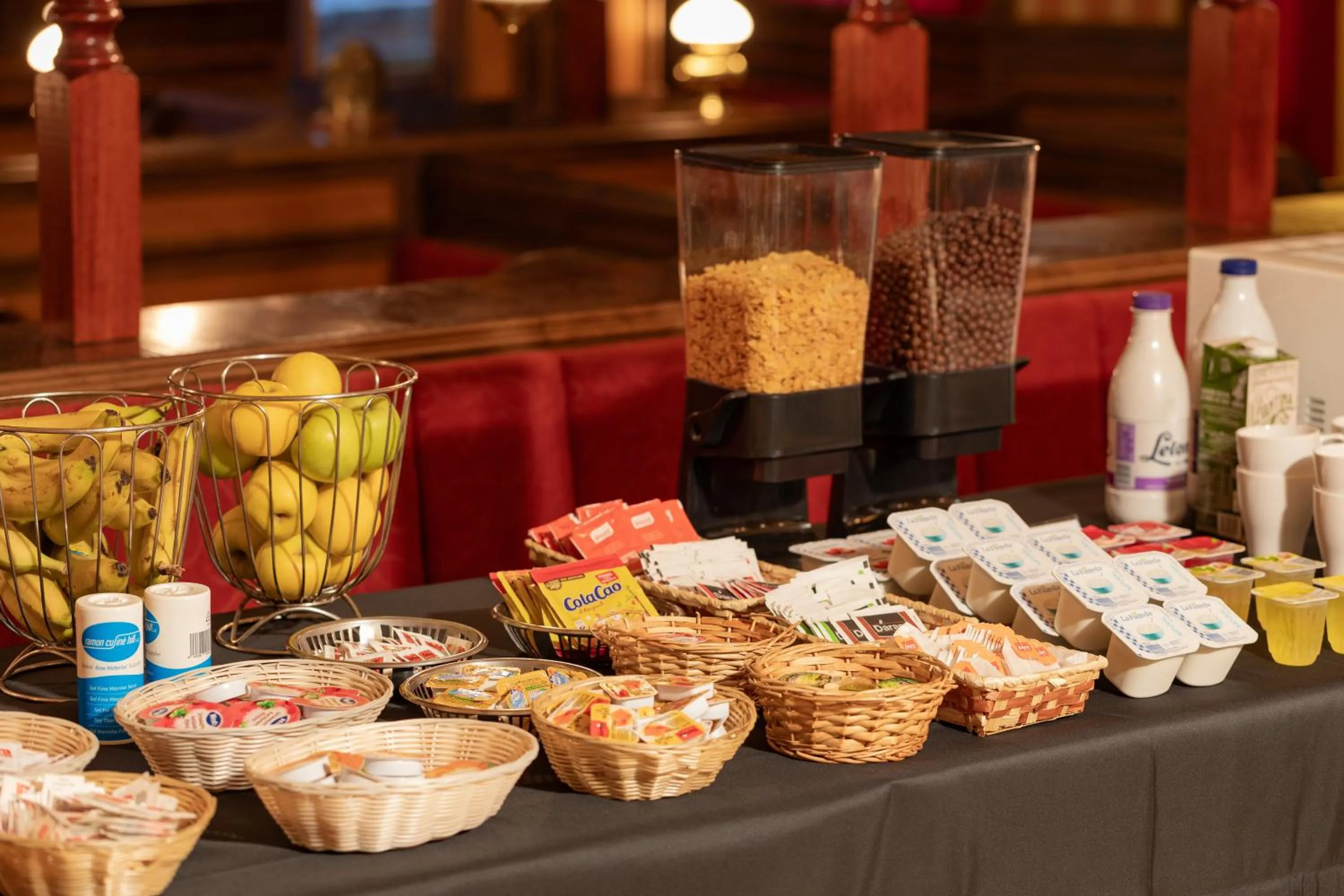 Buffet breakfast in AR Bolero park