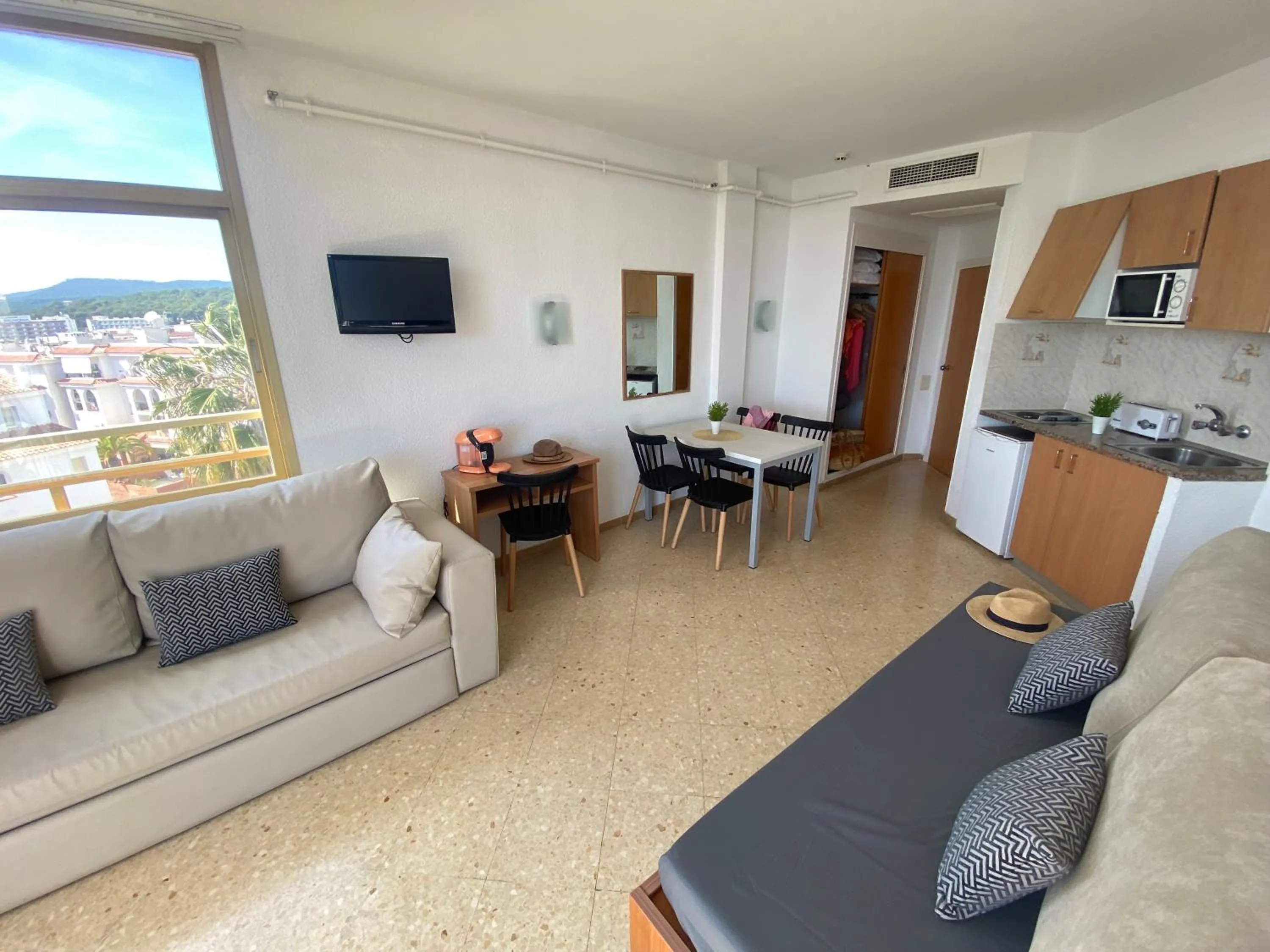 Kitchen or kitchenette in AR Bolero park