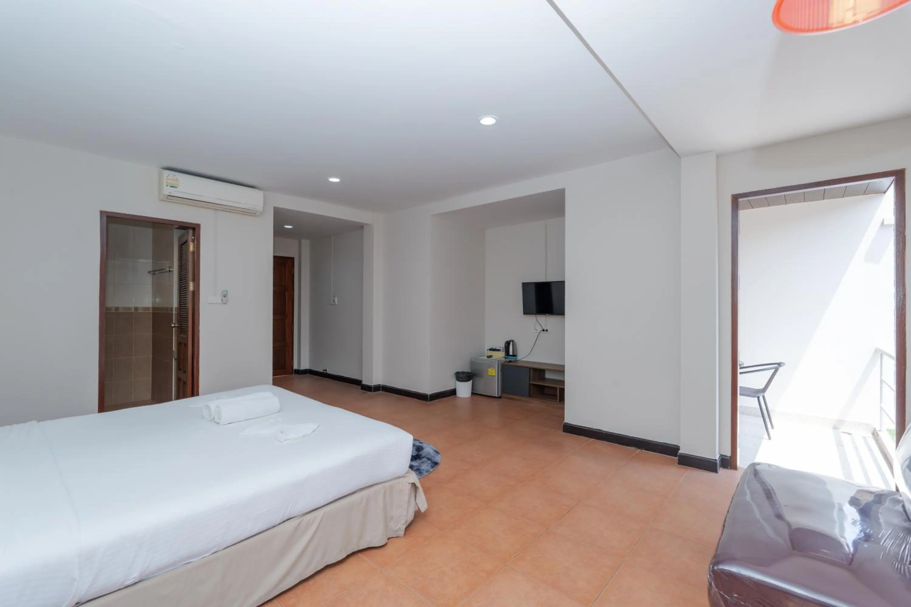 Bed in Amarin Hotel Patong