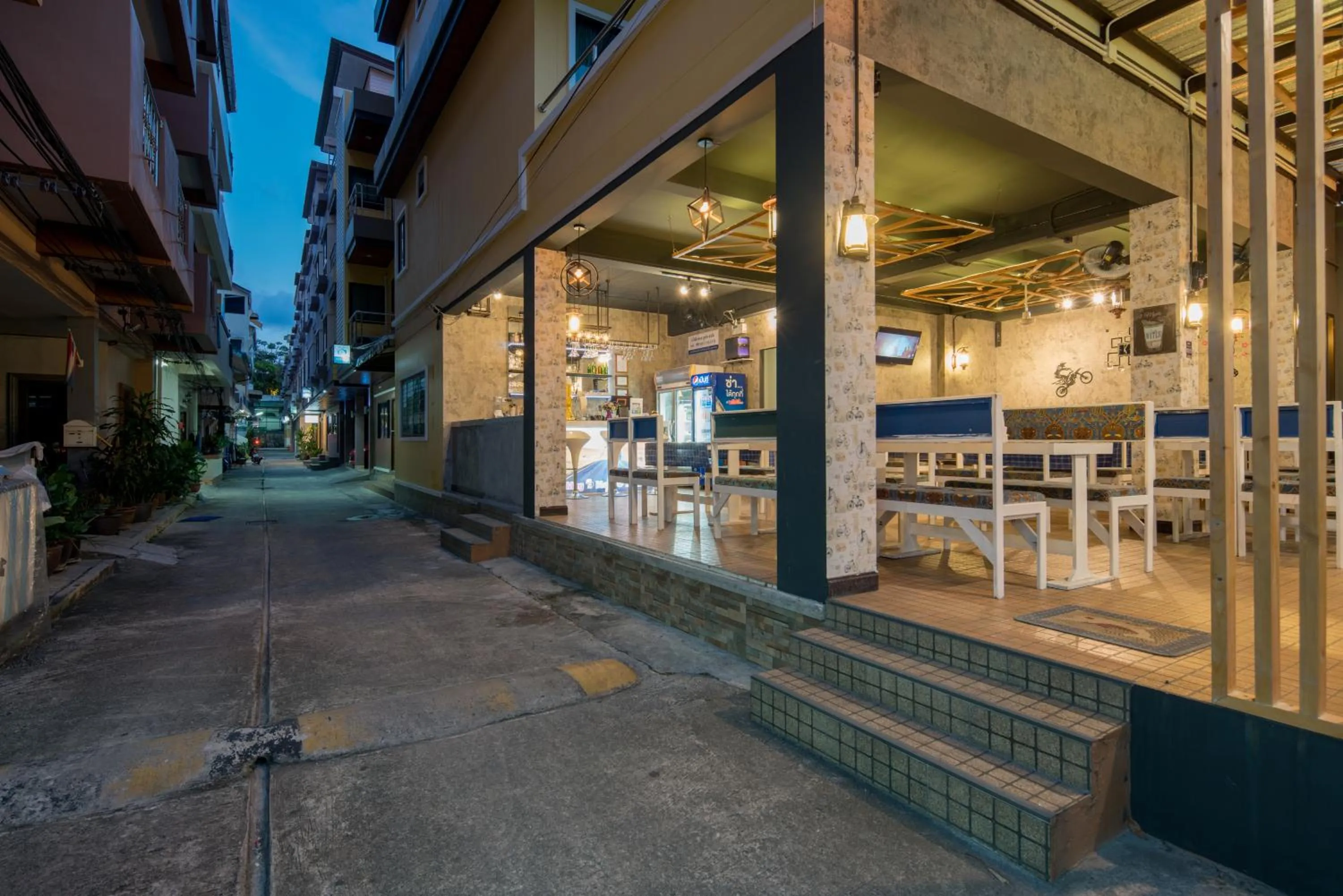 Facade/entrance in Amarin Hotel Patong