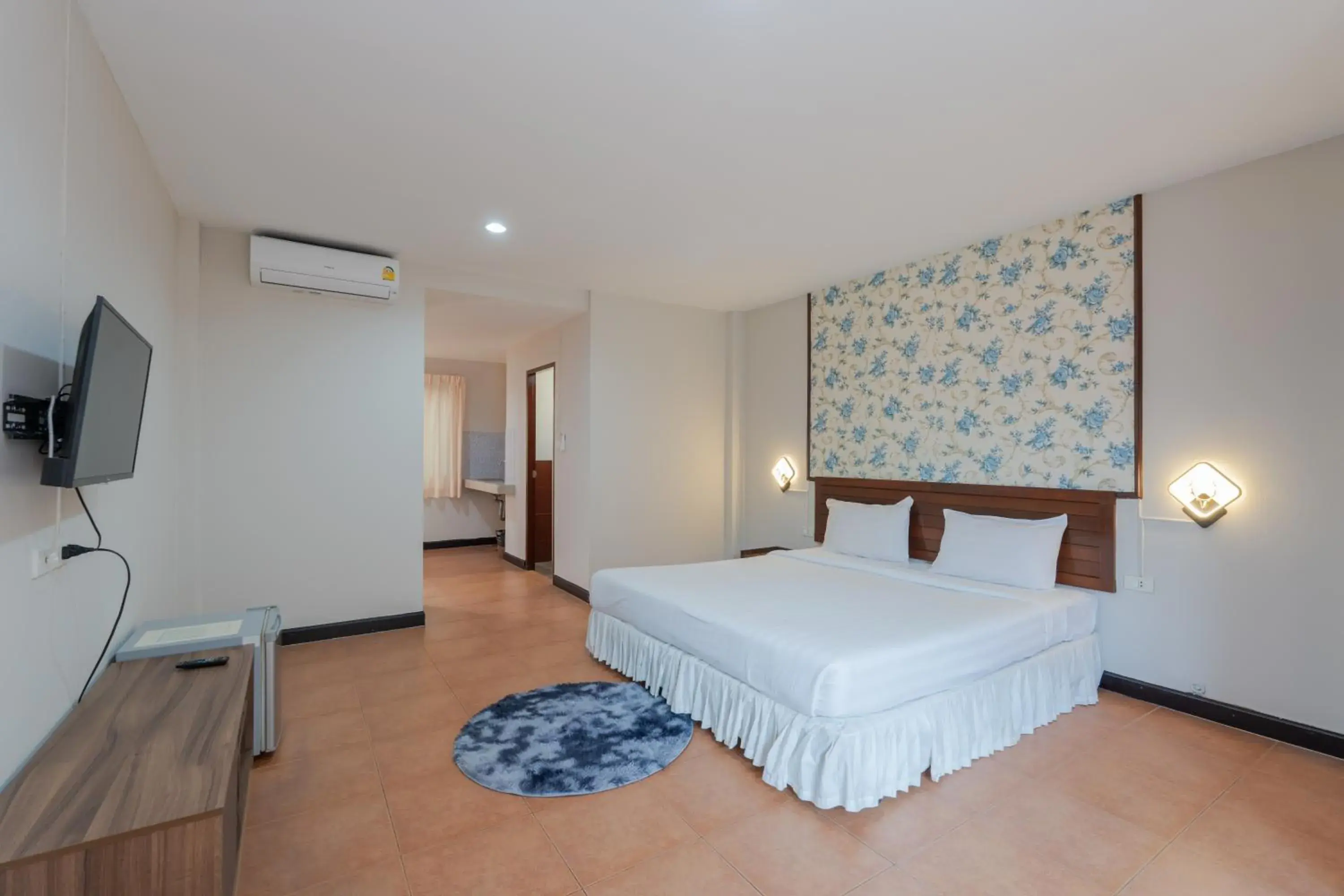 Studio Superior Kitchenette in Amarin Hotel Patong Studio Superior Kitchenette in Amarin Hotel Patong