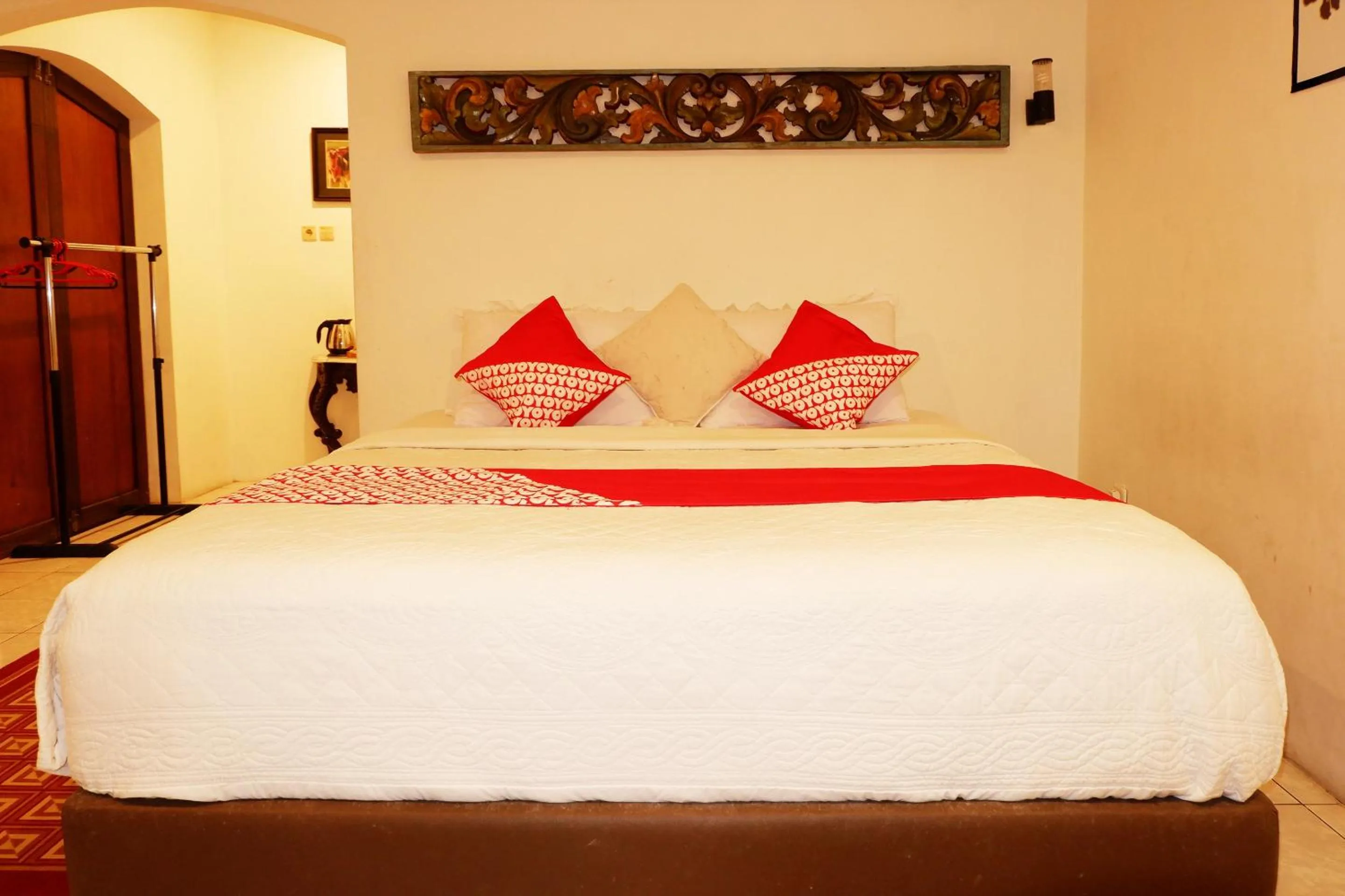 Bedroom, Bed in Hotel O Cemara's Homestay