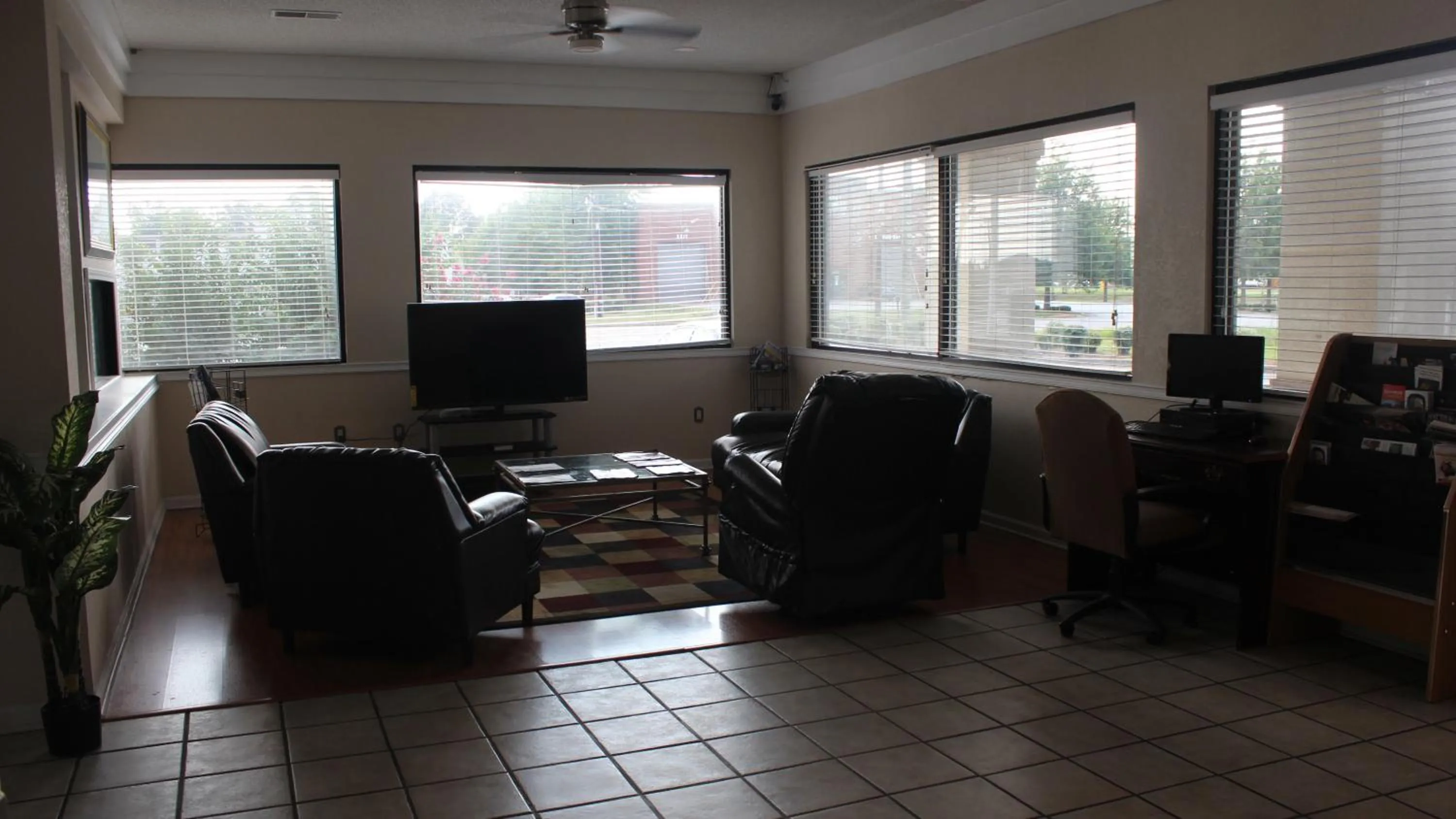 Deerfield Inn & Suites