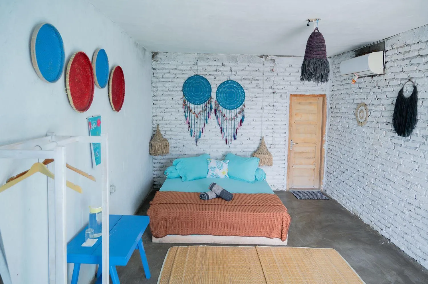 Bed in Woywoy Paradise