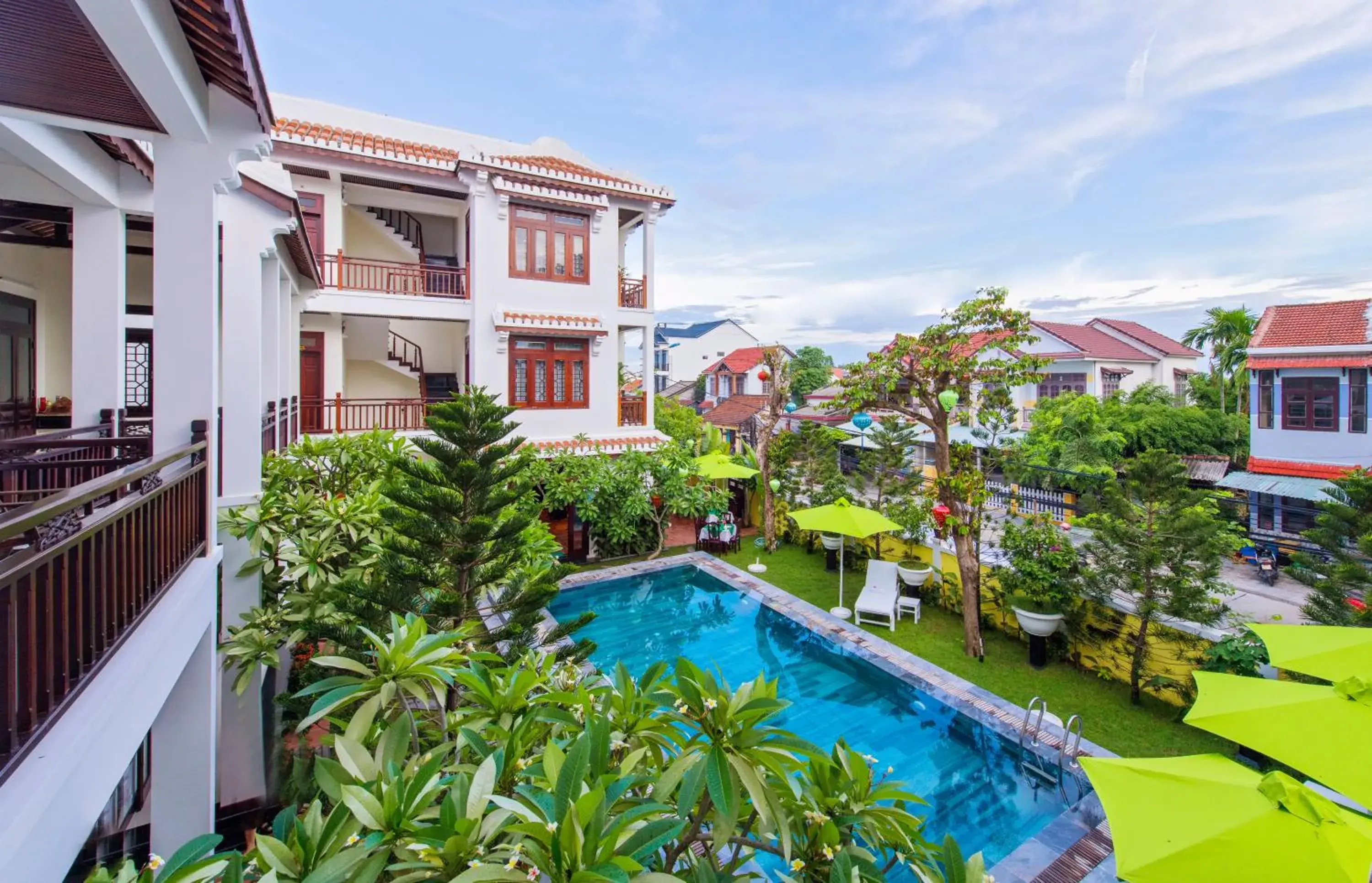 Premium King Room with Balcony and Countryside view in Green Hill Villa Premium King Room with Balcony and Countryside view in Green Hill Villa