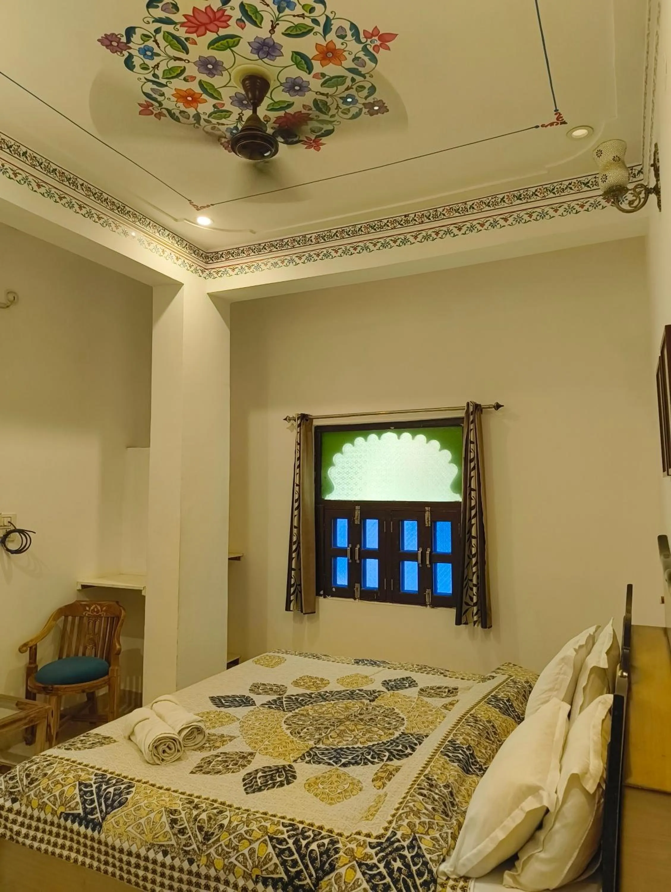 Bed in Rising Shemesh Home Stay
