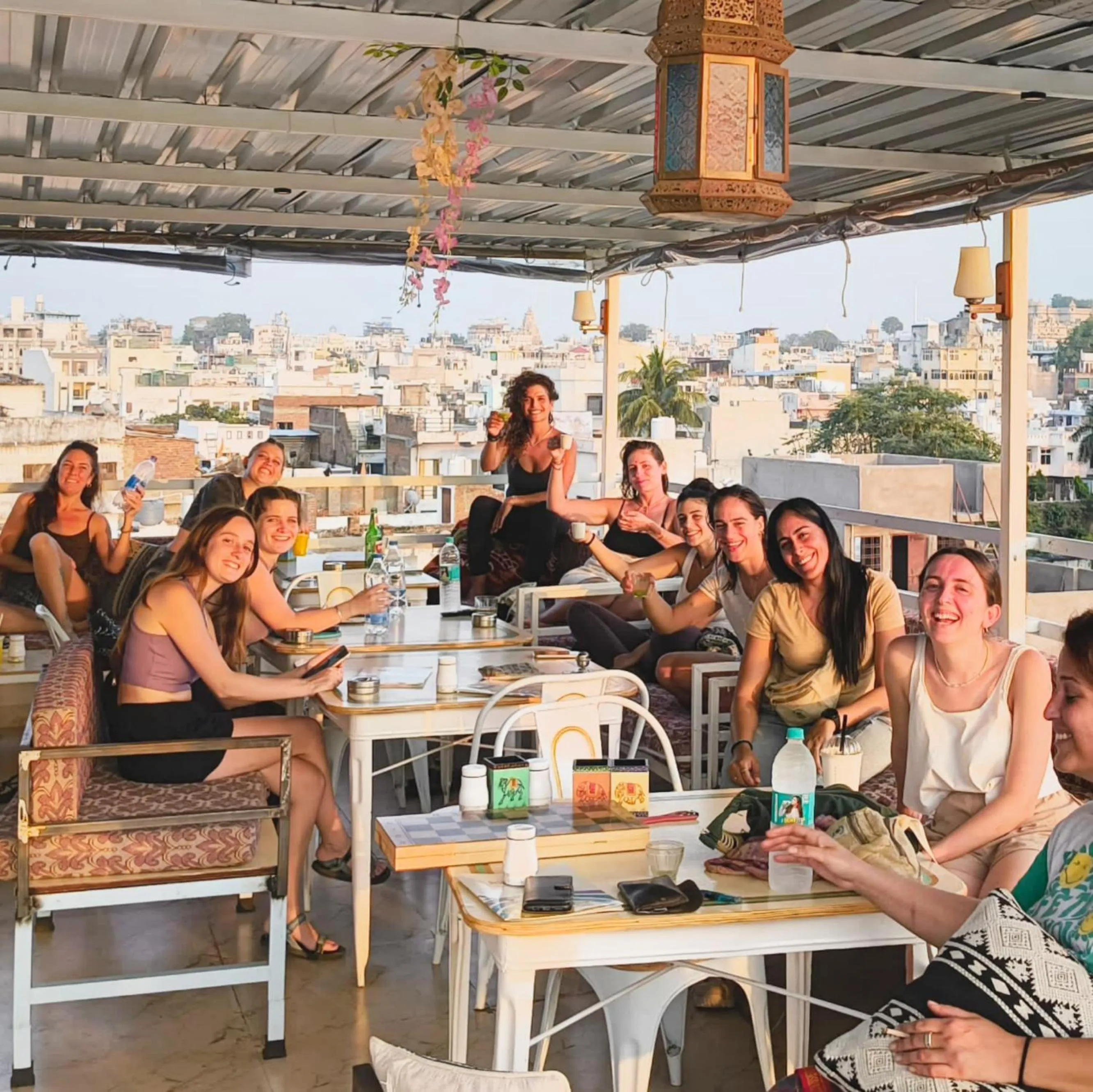 Rising Shemesh Home Stay