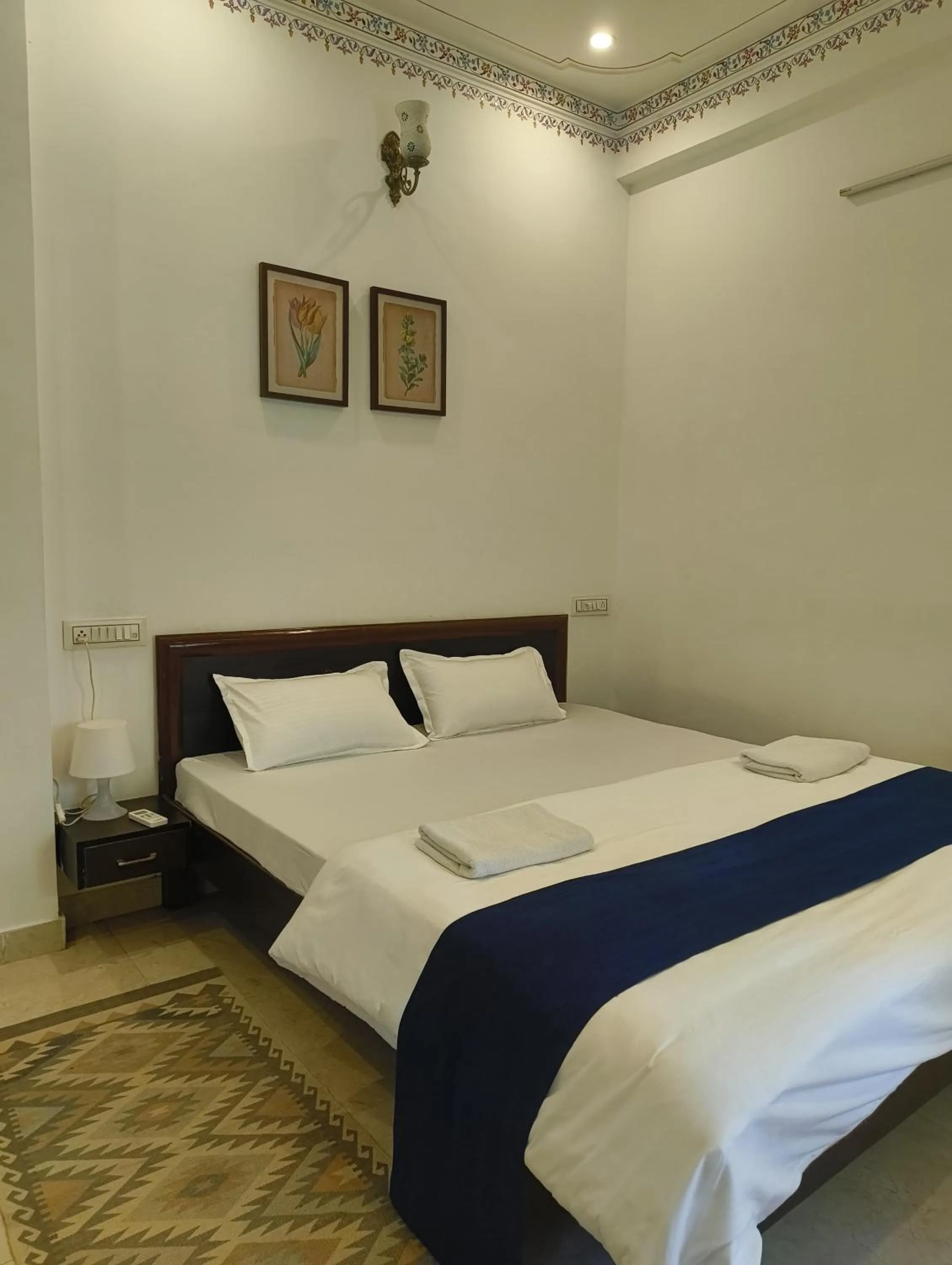 Bed in Rising Shemesh Home Stay