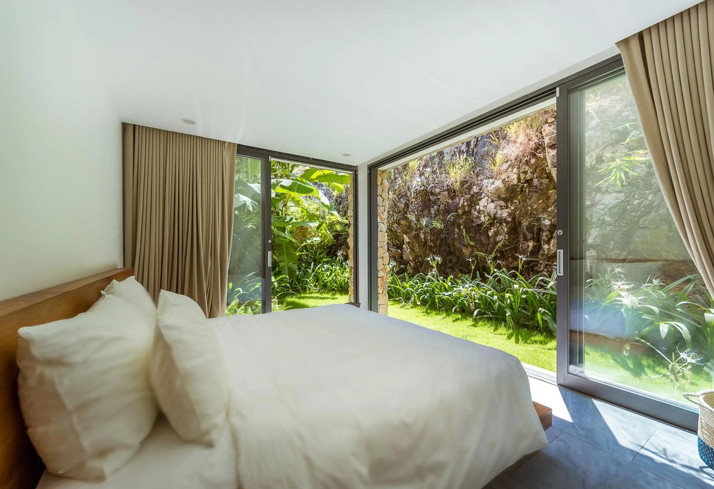 Bedroom, Bed in Venity Villa Nha Trang