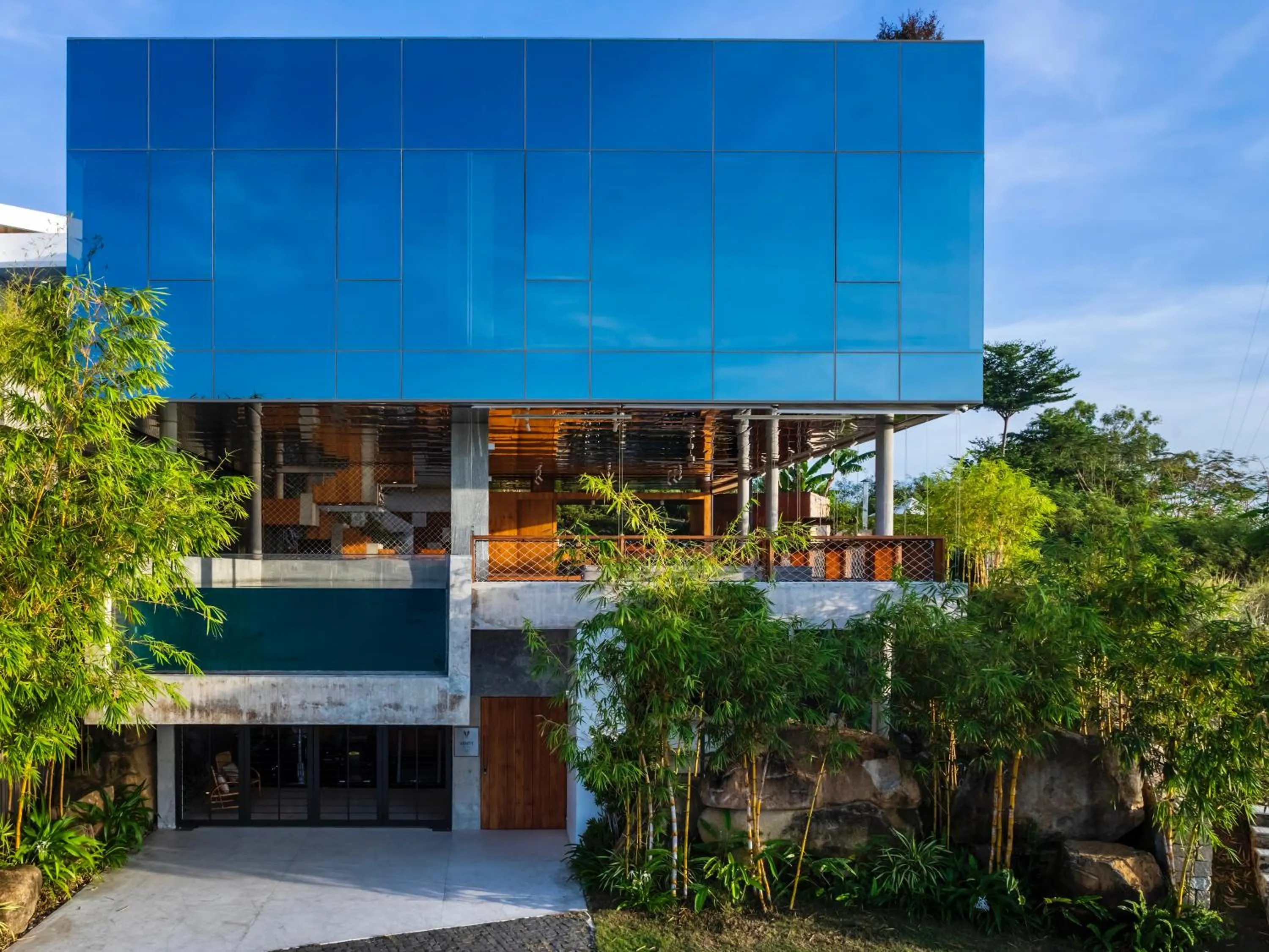 Pool view in Venity Villa Nha Trang