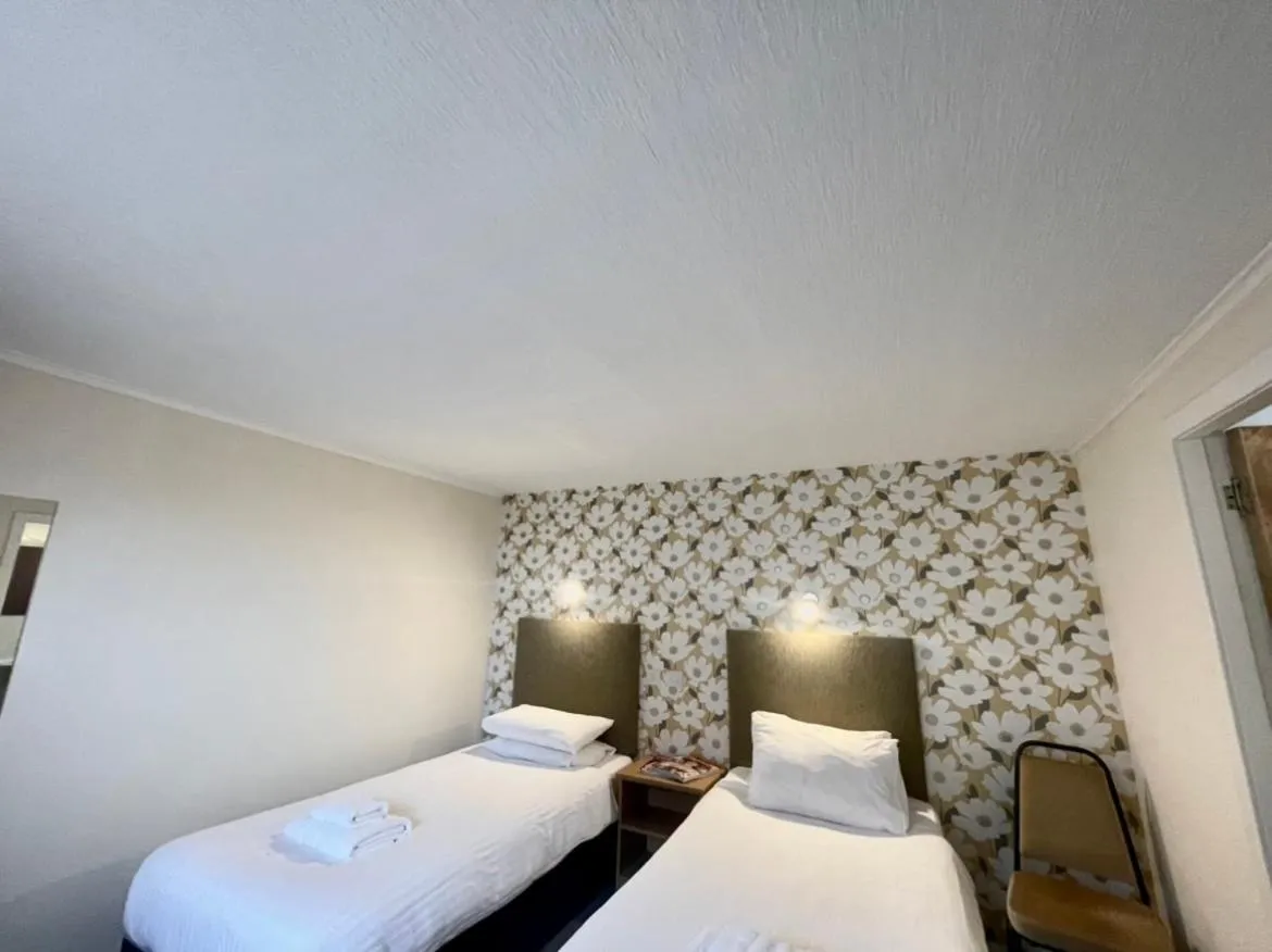 The Weigh Inn Hotel & Lodges