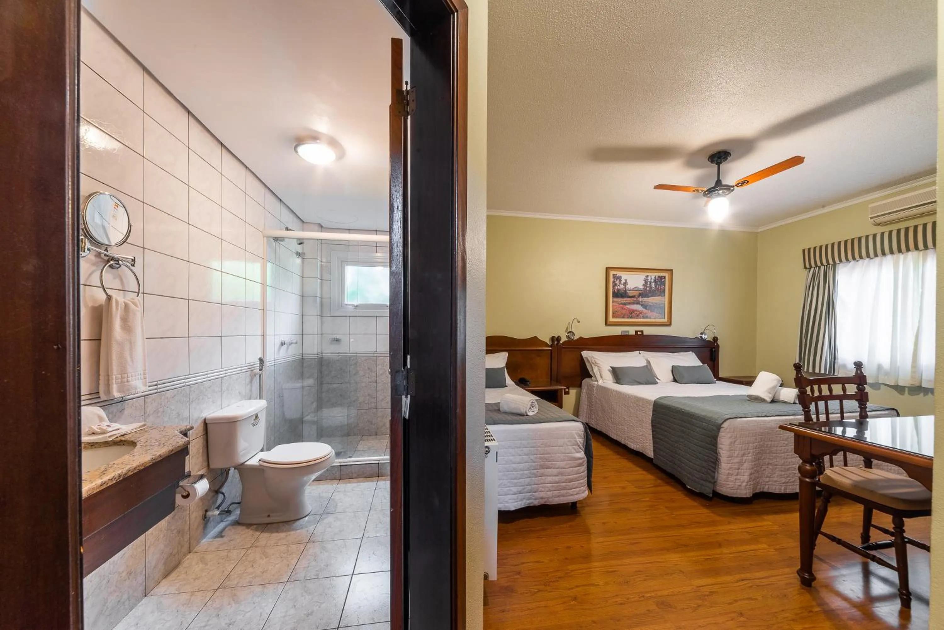 Toilet, Bed in Pousada Monte Felice Recanto da Lua