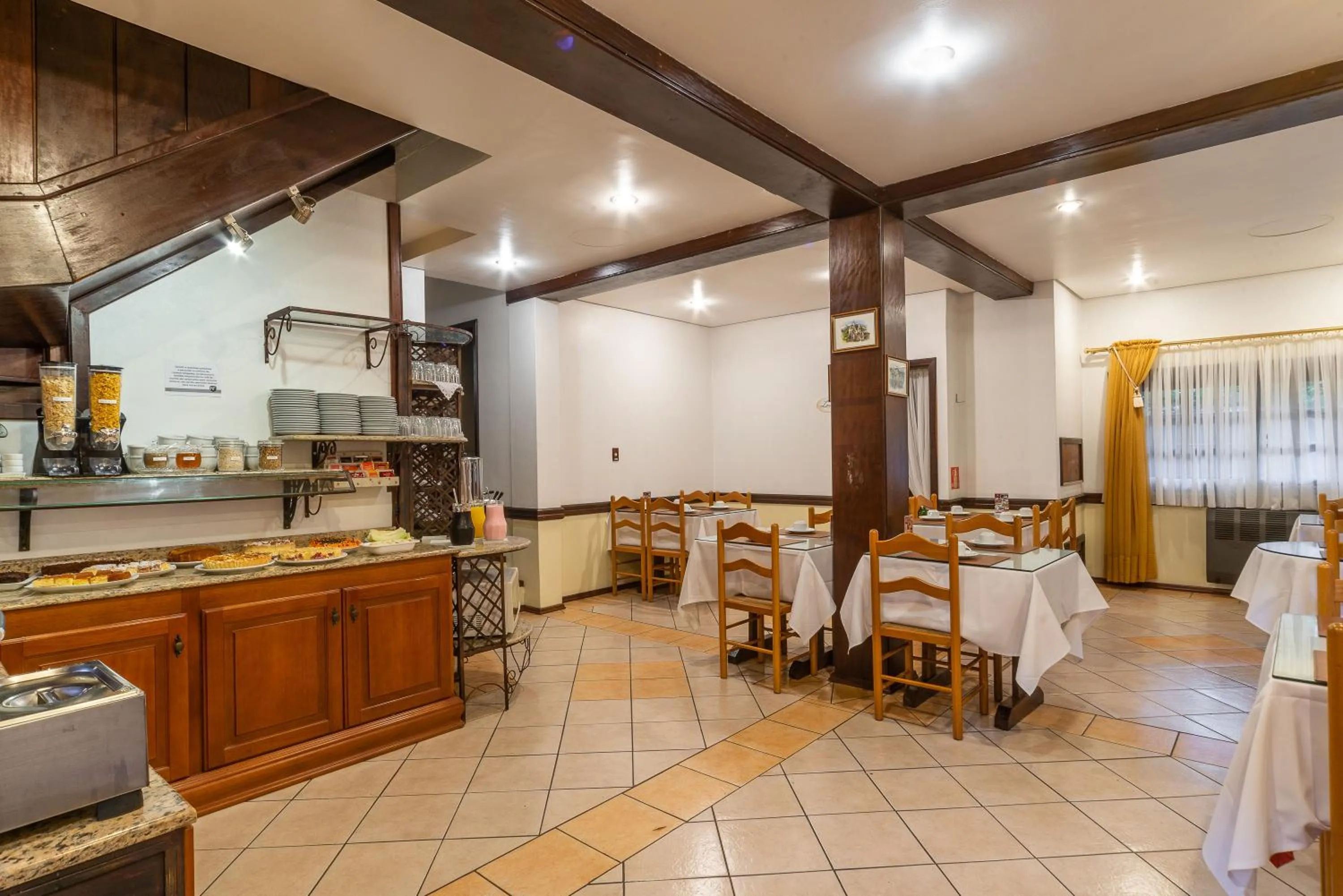 Food and drinks in Pousada Monte Felice Recanto da Lua