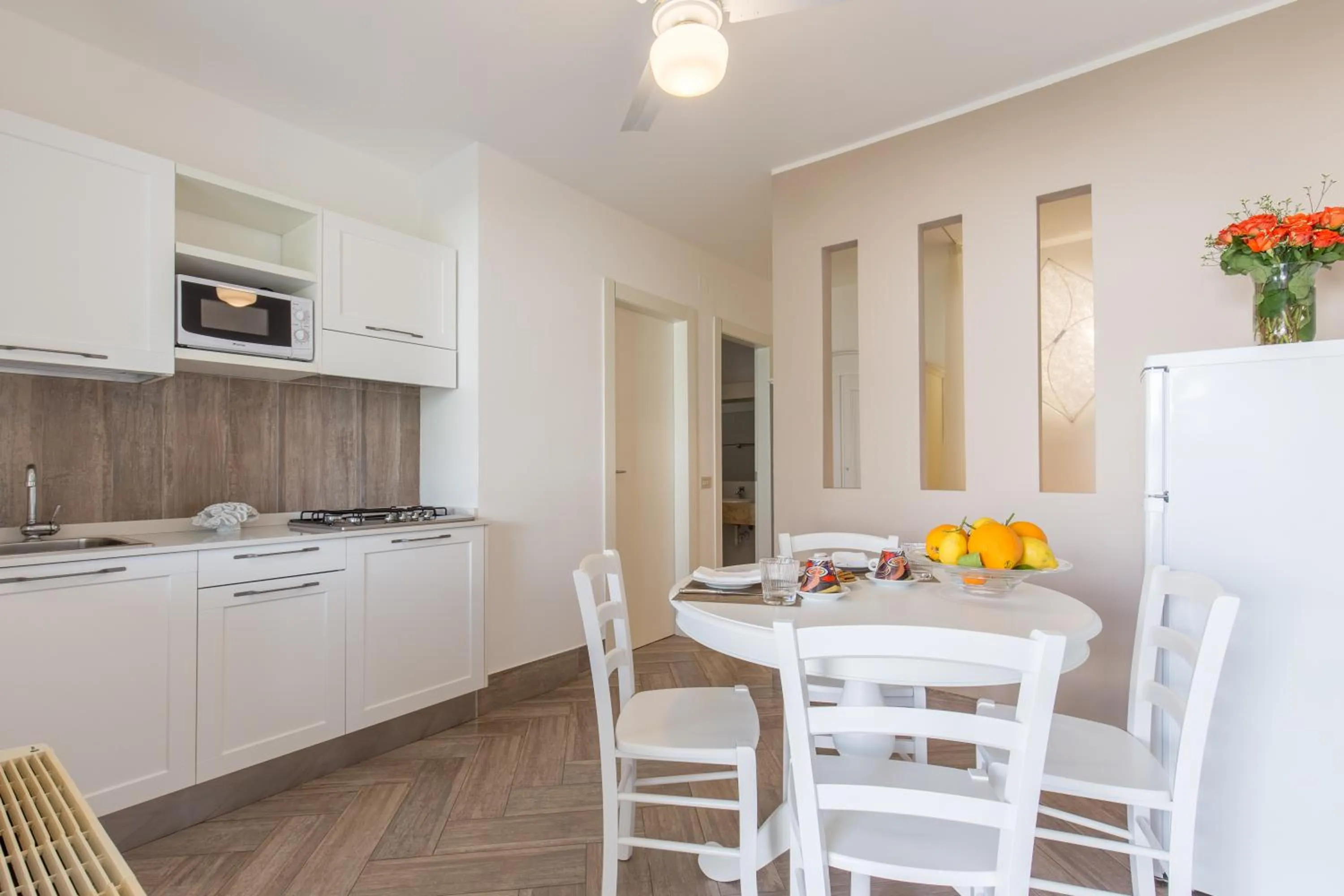 Kitchen or kitchenette in Centro Vacanze Poker