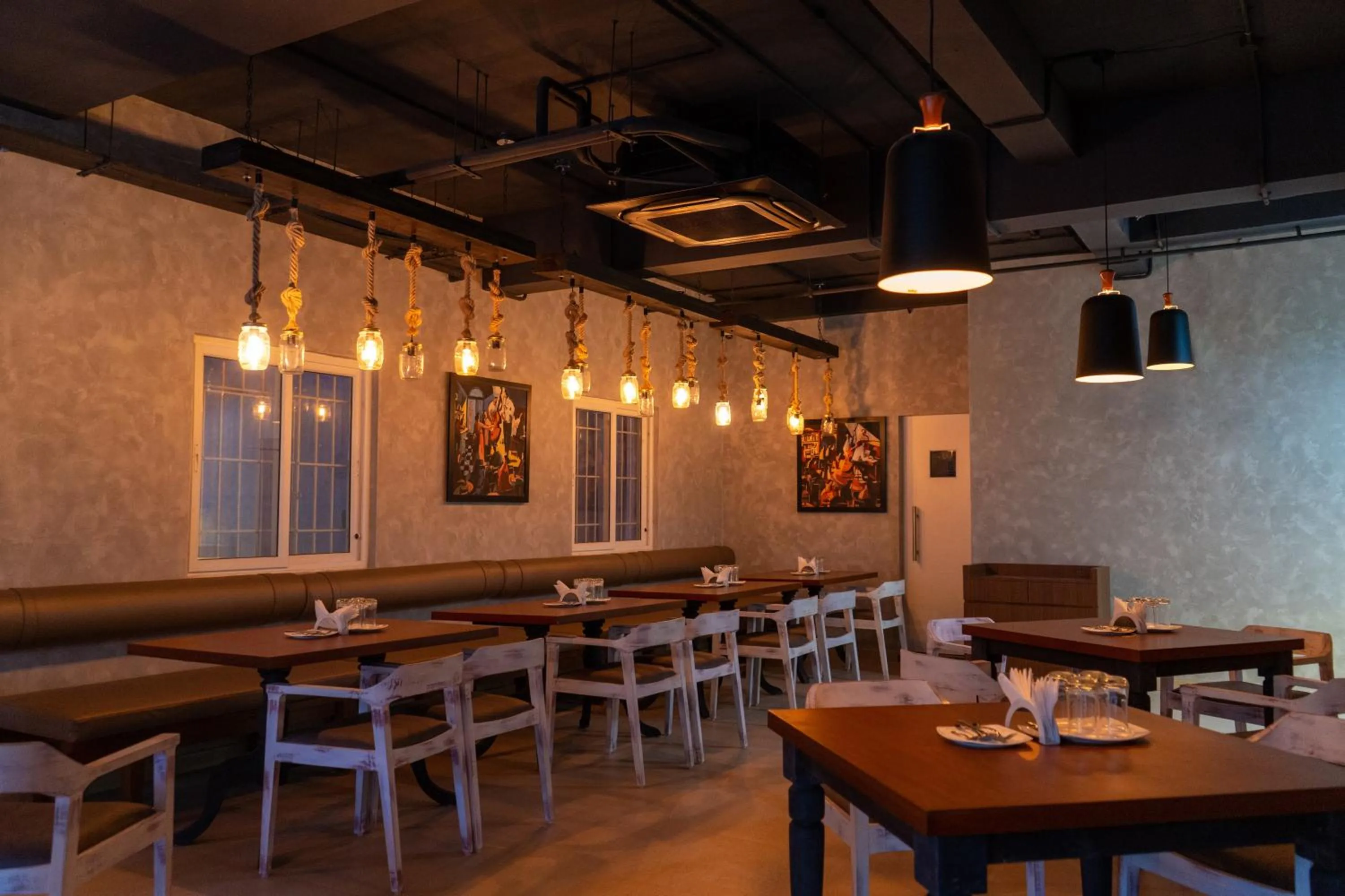 Restaurant/places to eat in The Bull Boutique Hotel