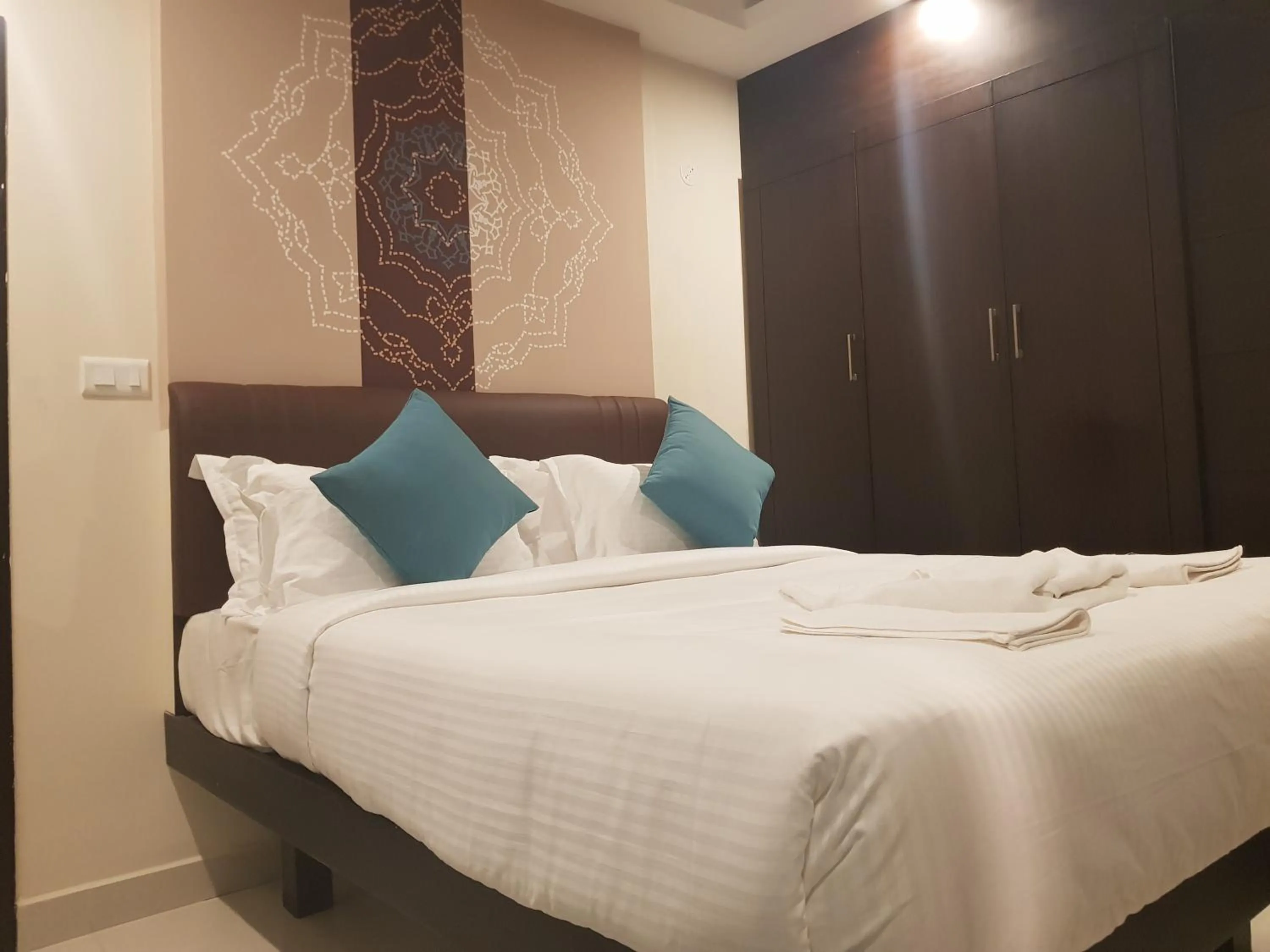 Bedroom, Bed in The Bull Boutique Hotel