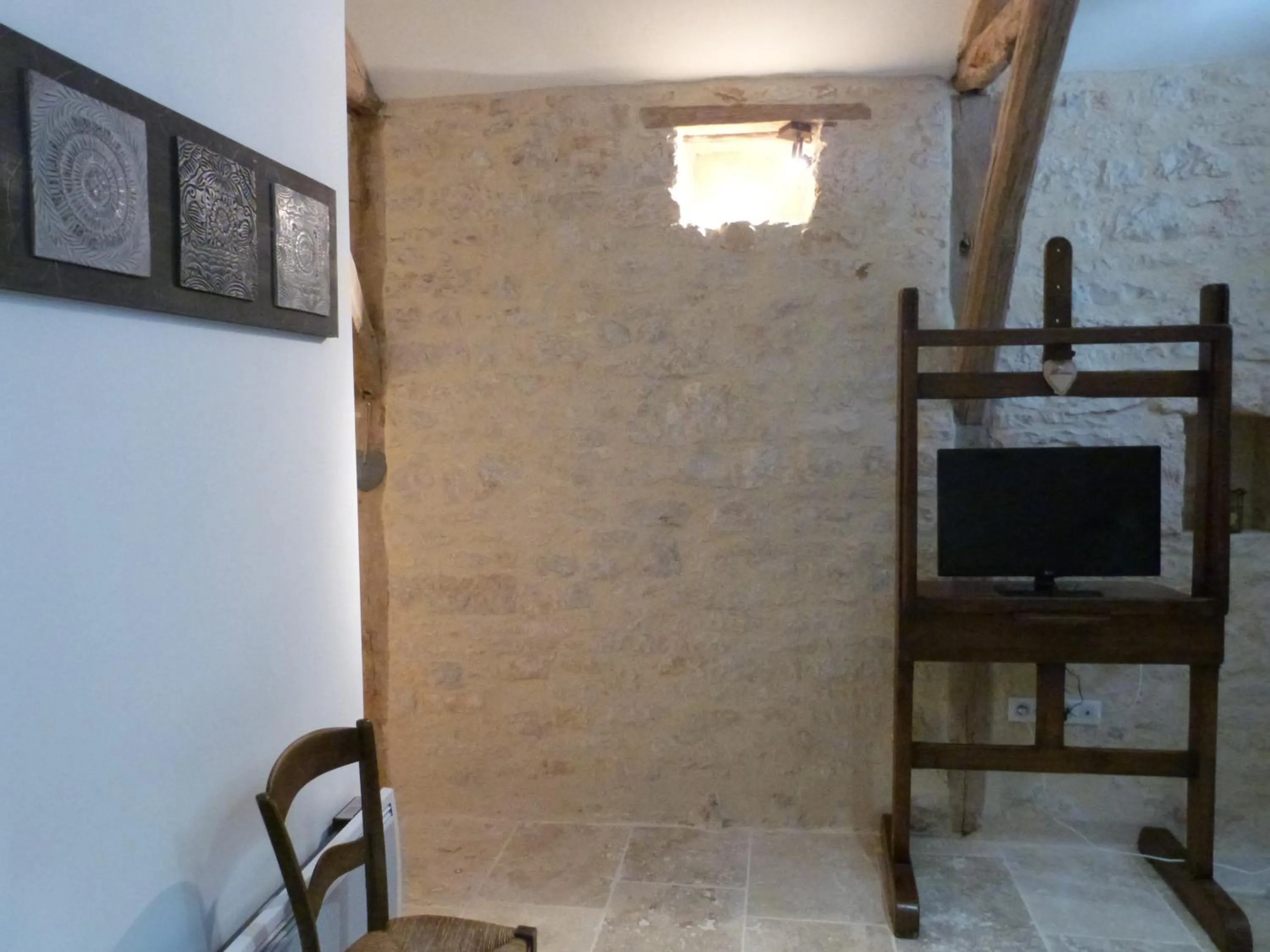 TV and multimedia in Chambres d'hotes Le Plassalou