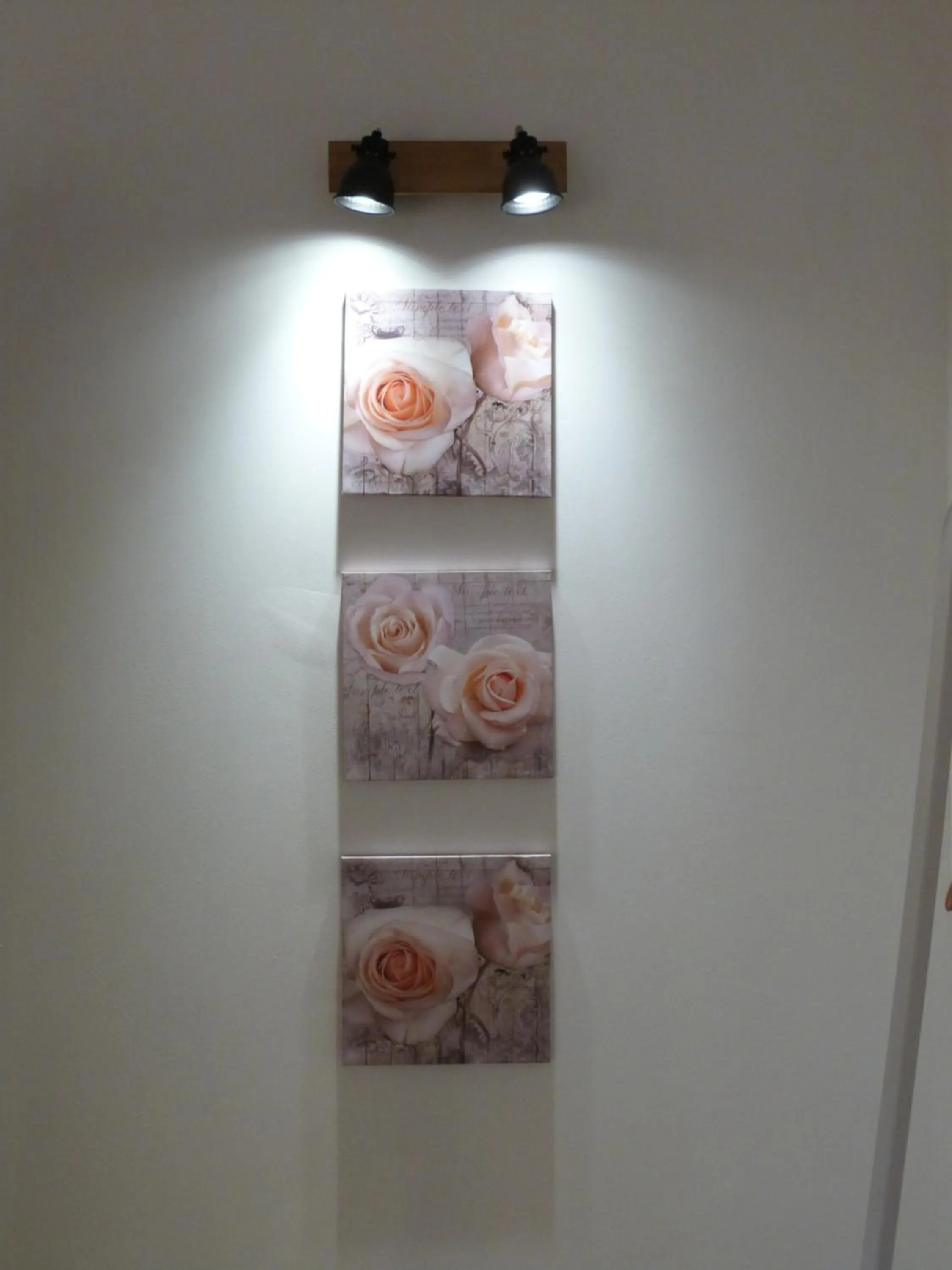 Decorative detail in Chambres d'hotes Le Plassalou