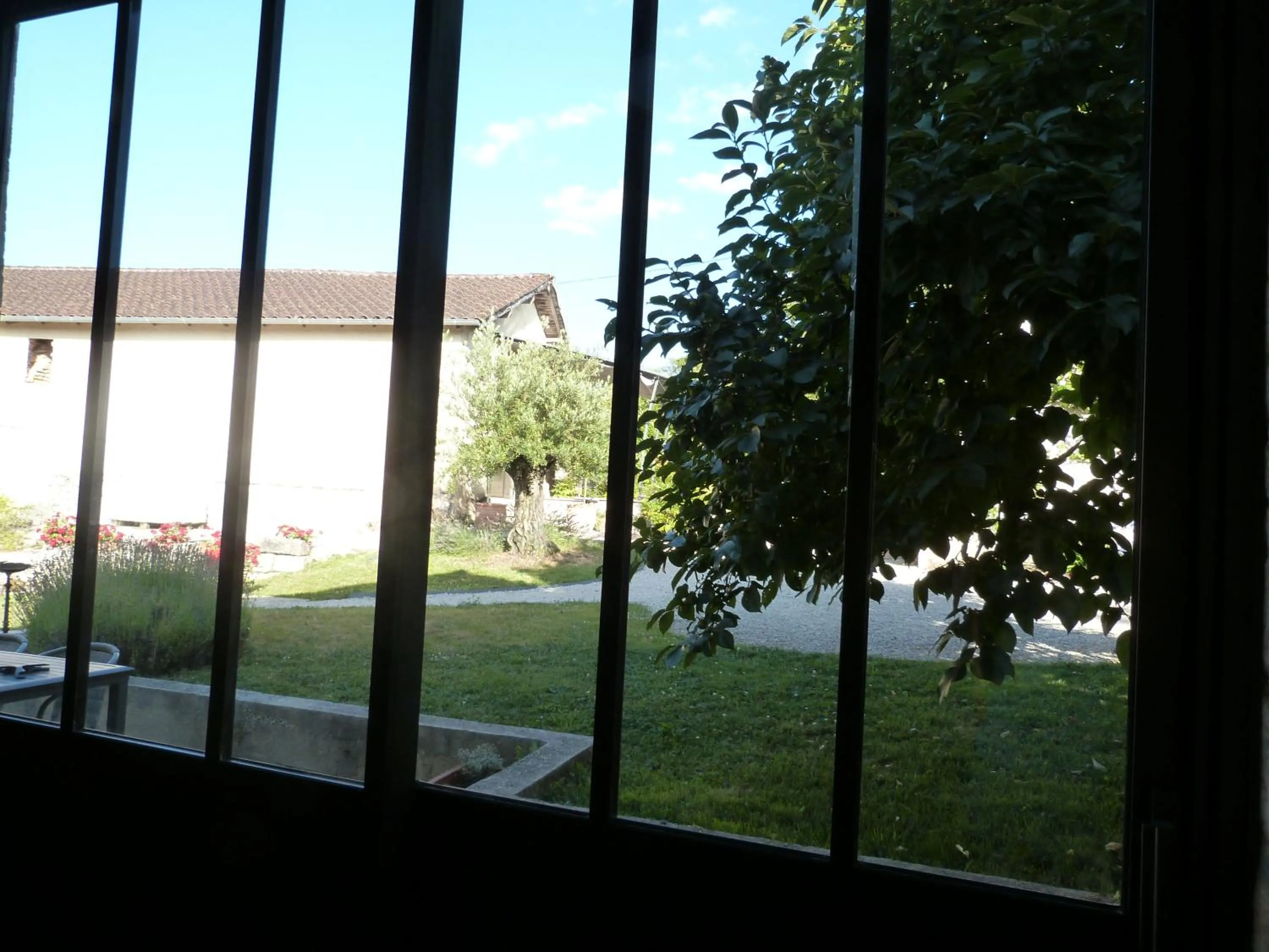 Garden view in Chambres d'hotes Le Plassalou