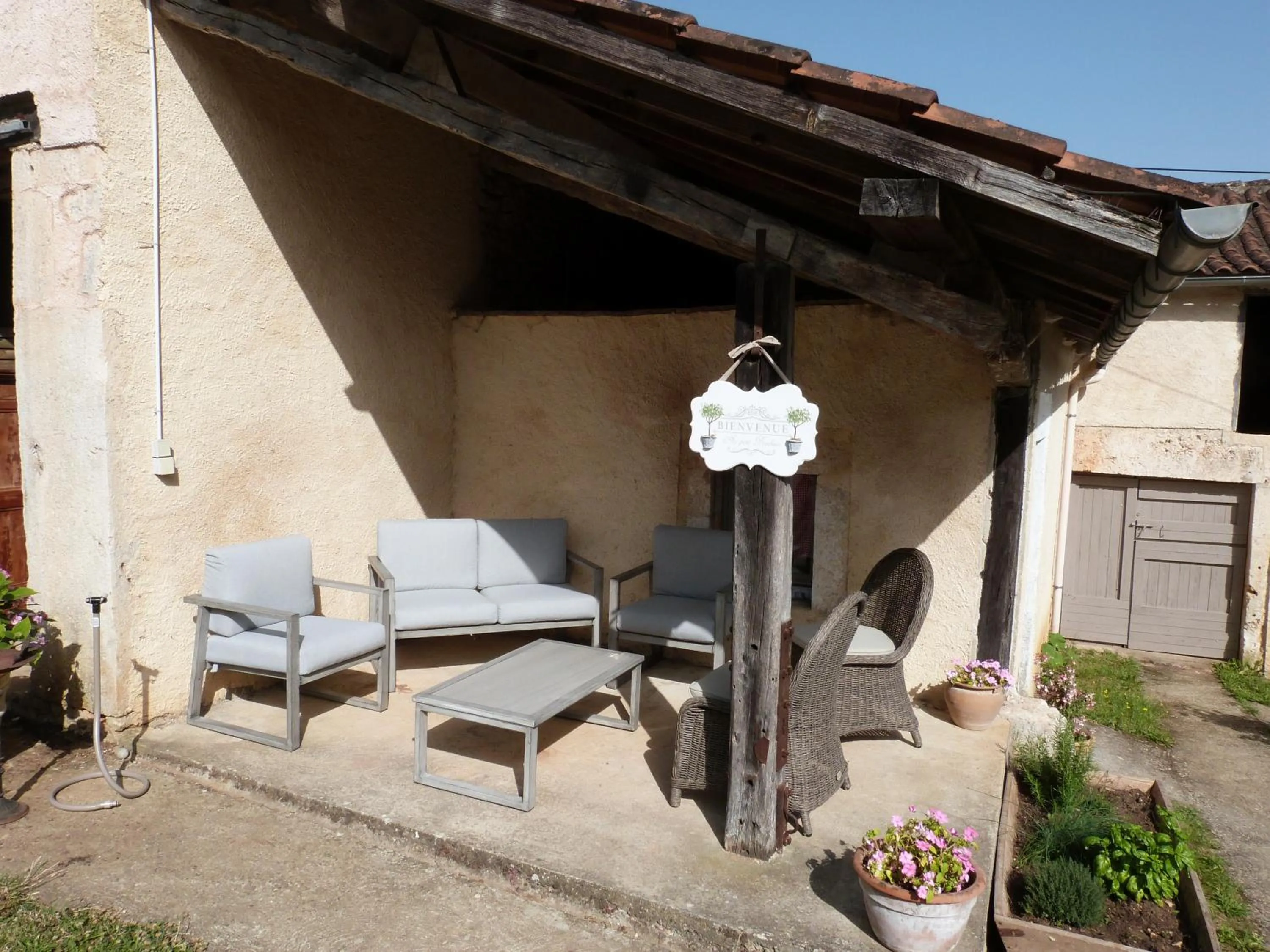 Balcony/Terrace in Chambres d'hotes Le Plassalou