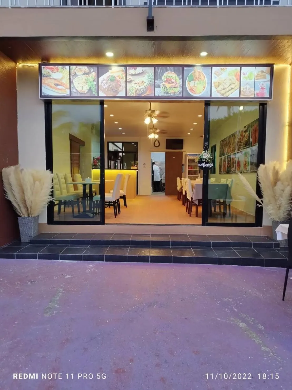 Restaurant/places to eat in Journey Residence Phuket