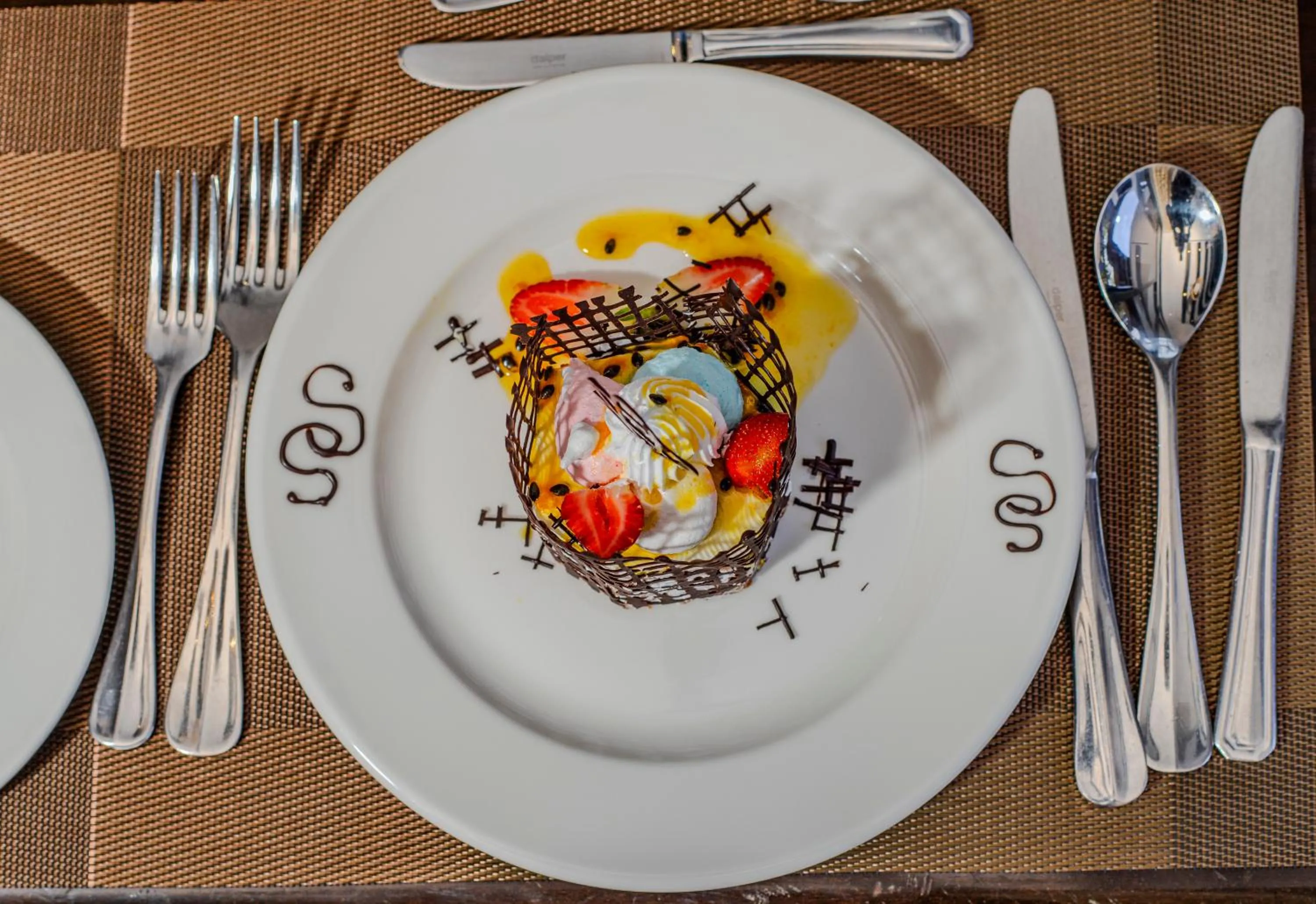 Food in The Emory Hotel