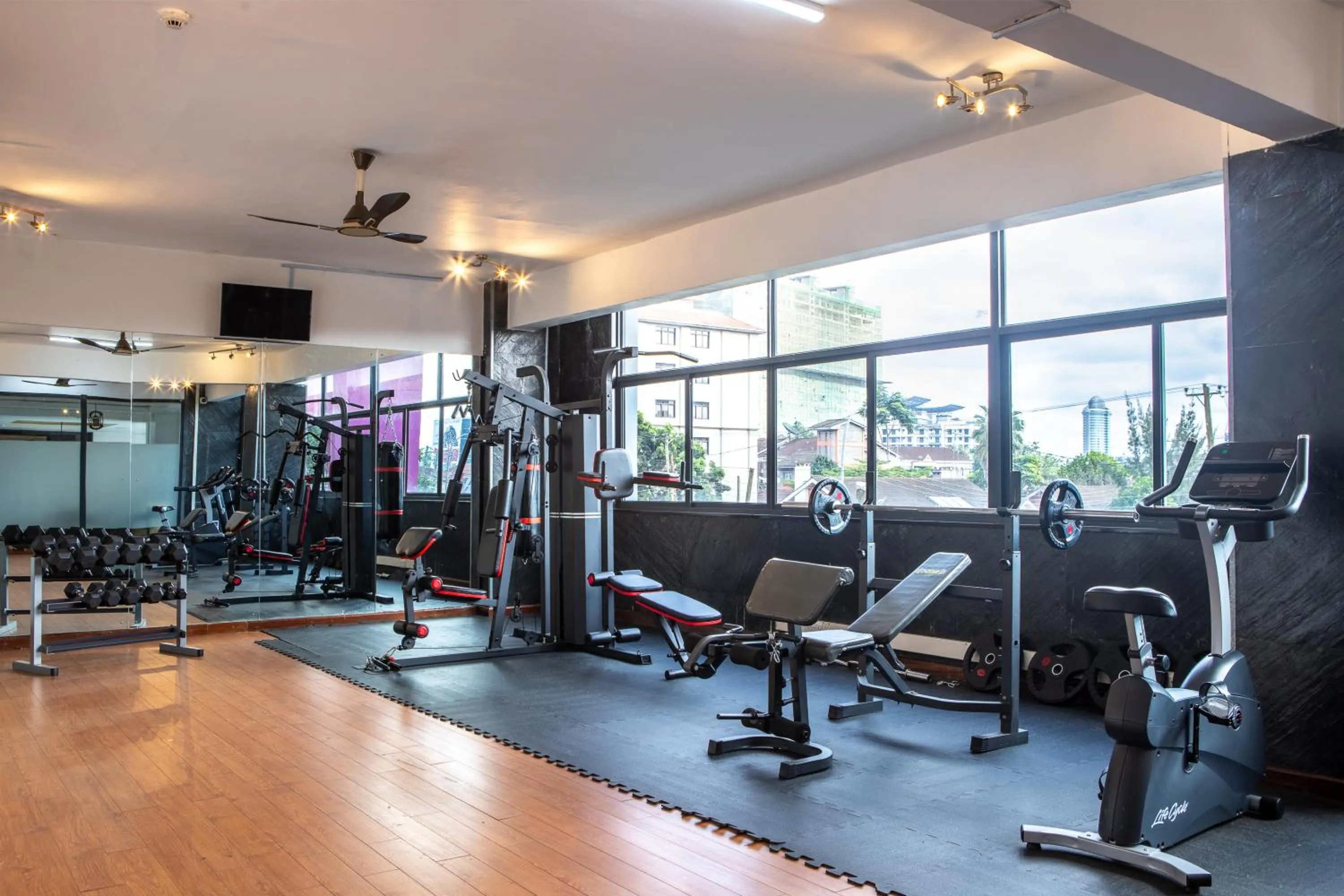 Fitness centre/facilities in The Emory Hotel