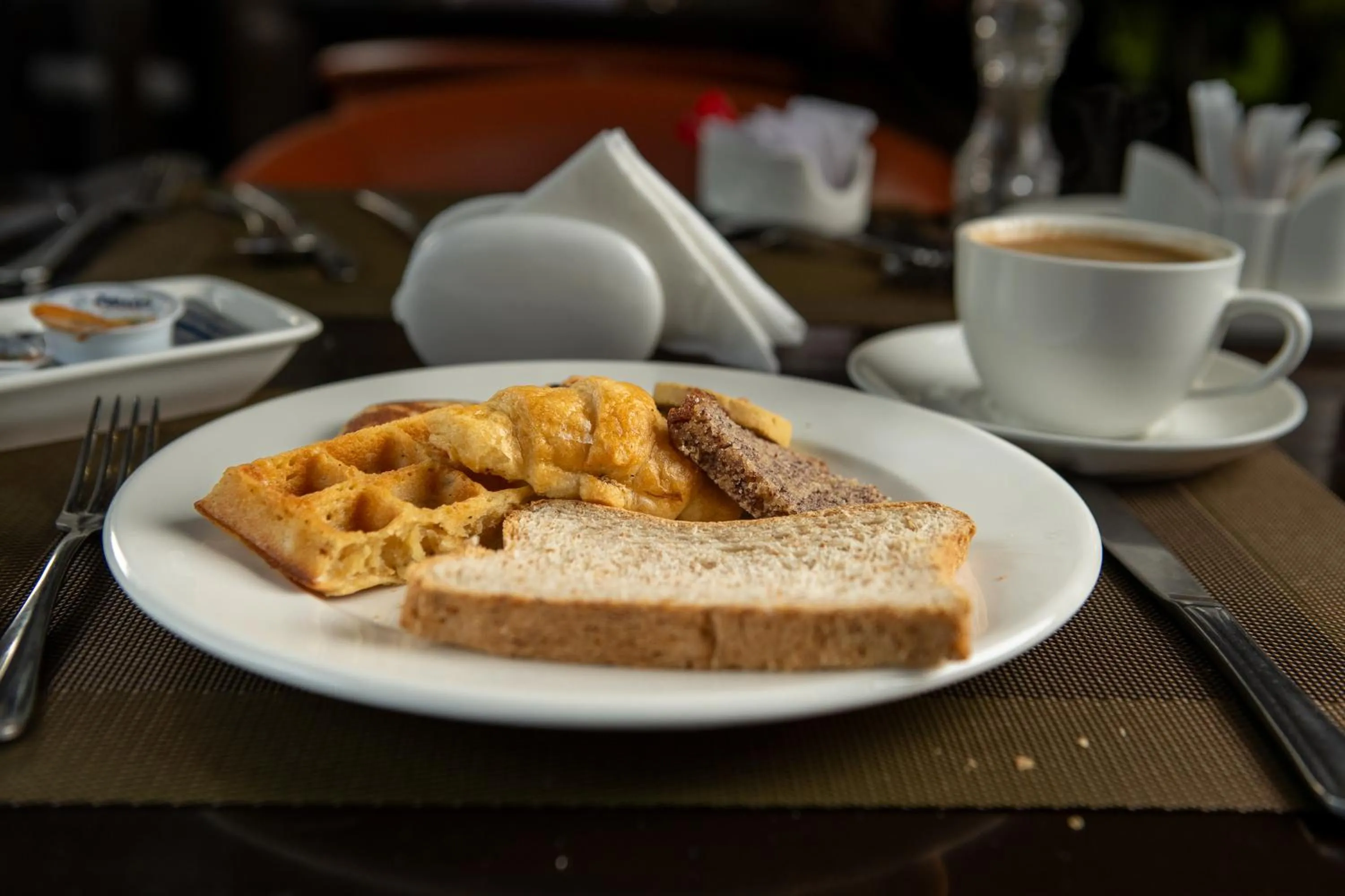 Food in The Emory Hotel