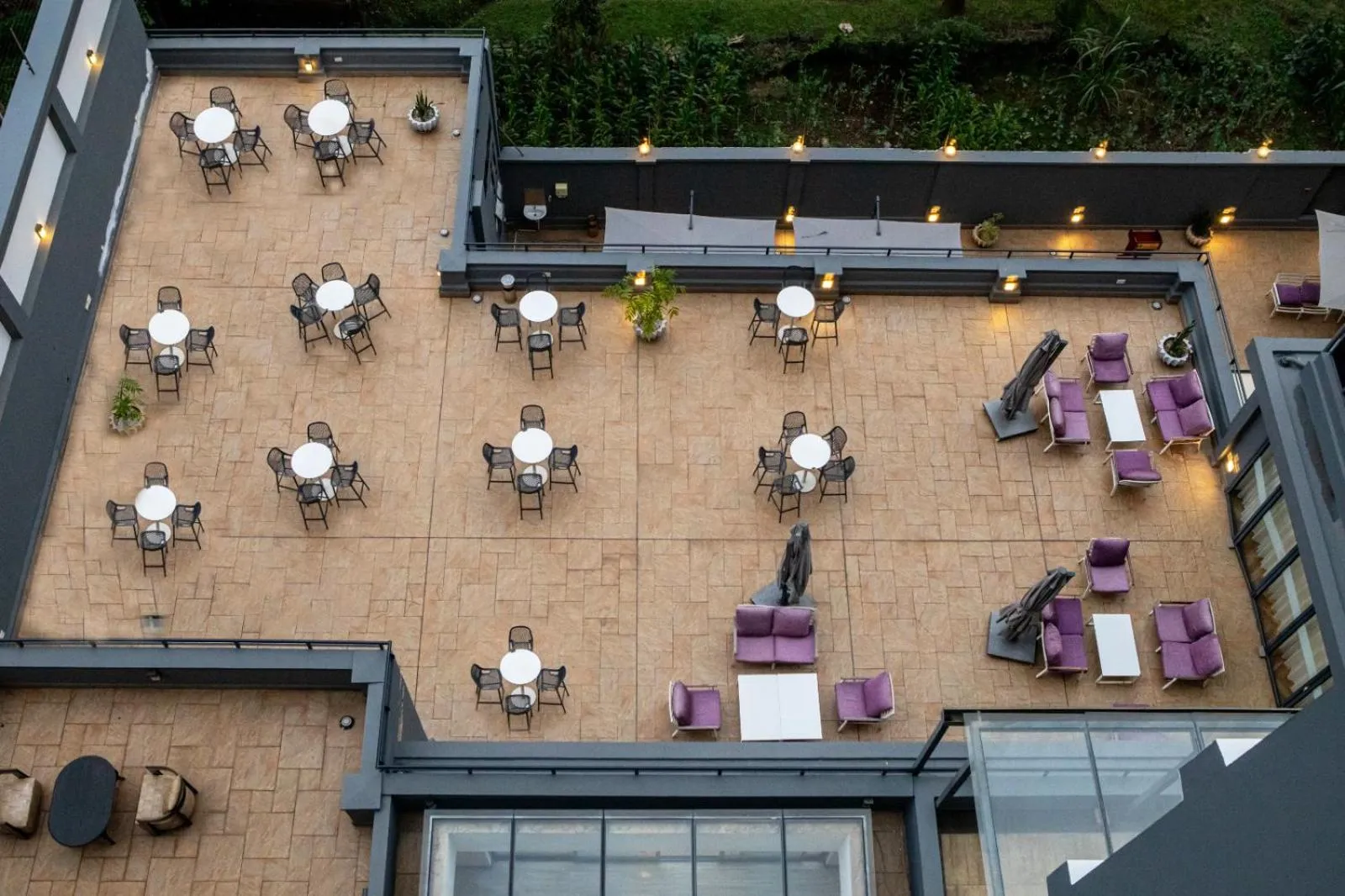 Balcony/Terrace in The Emory Hotel